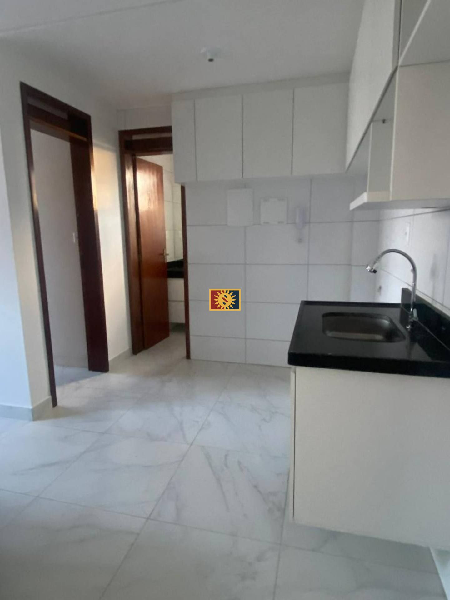 Apartamento Para Alugar com 1 quarto 1 suíte no bairro Brisamar em João Pessoa