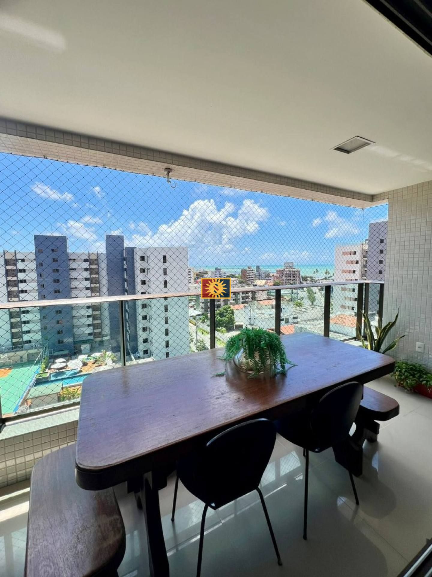 Apartamento Para Vender com 3 quartos 3 suítes no bairro Jardim Oceania em João Pessoa