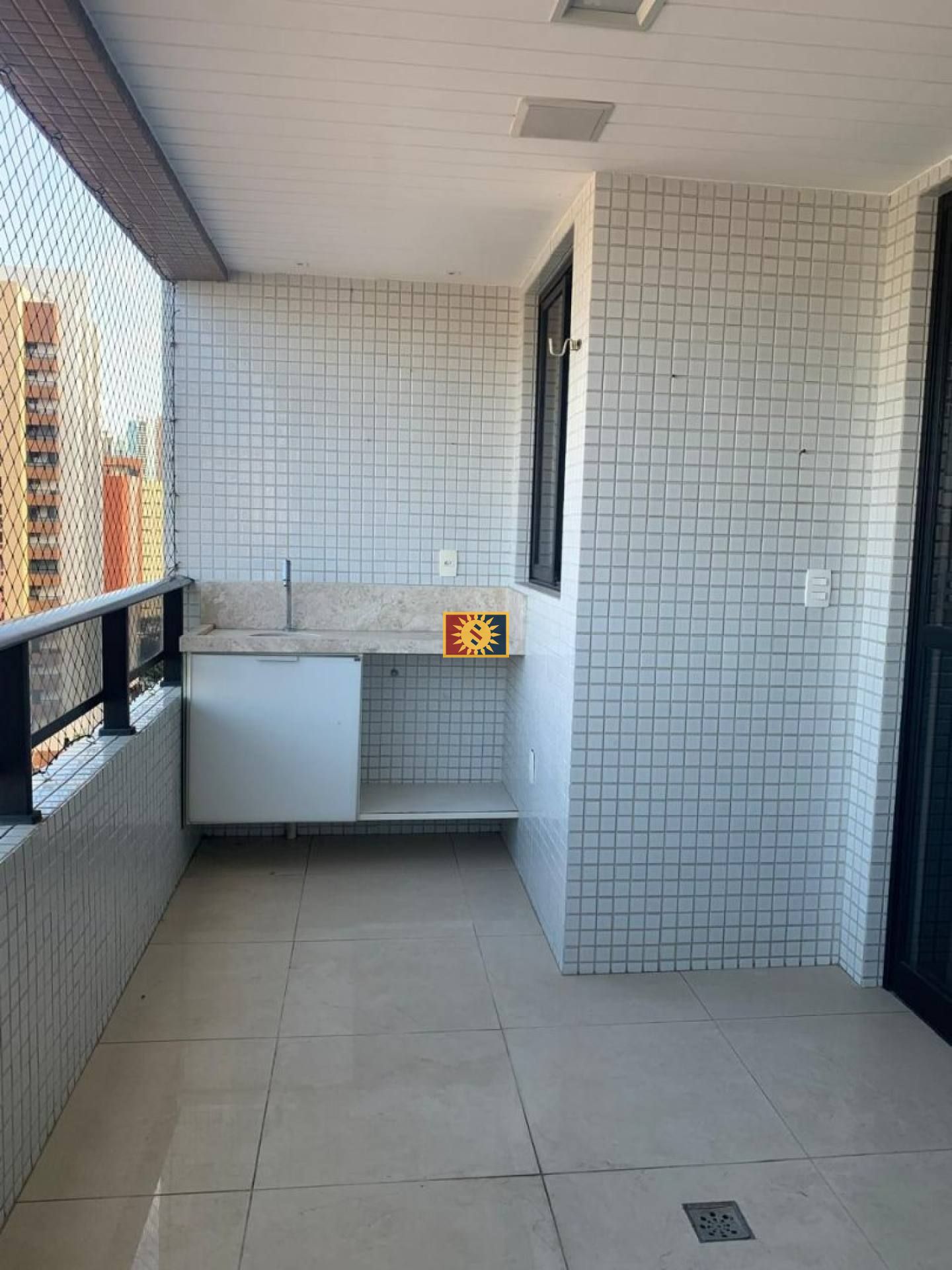 Apartamento Para Vender com 3 quartos 3 suítes no bairro Tambaú em João Pessoa