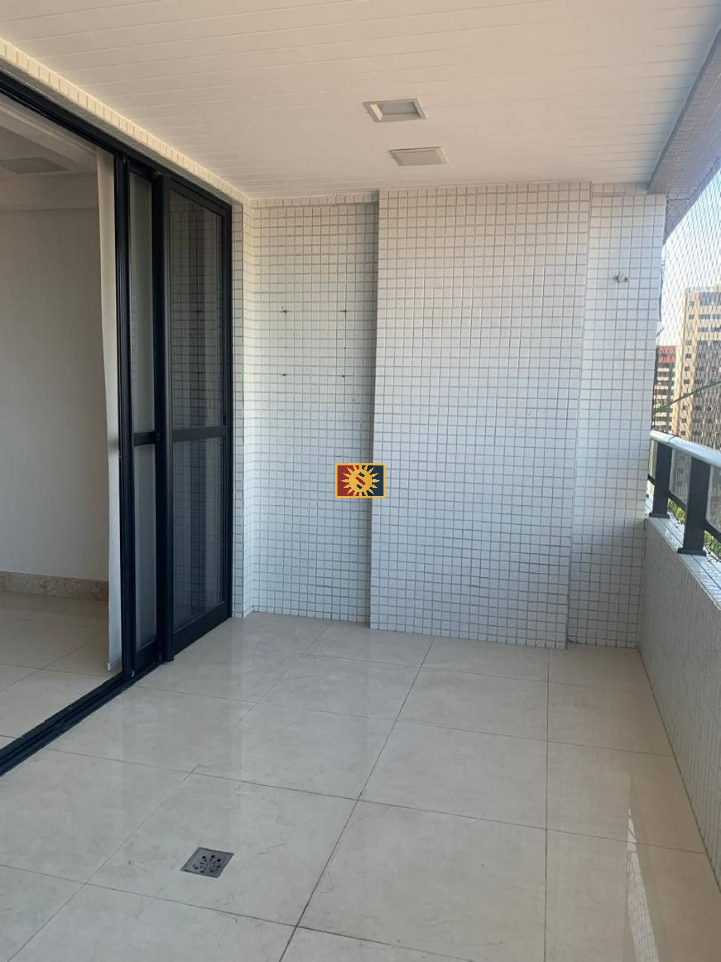 Apartamento Para Vender com 3 quartos 3 suítes no bairro Tambaú em João Pessoa
