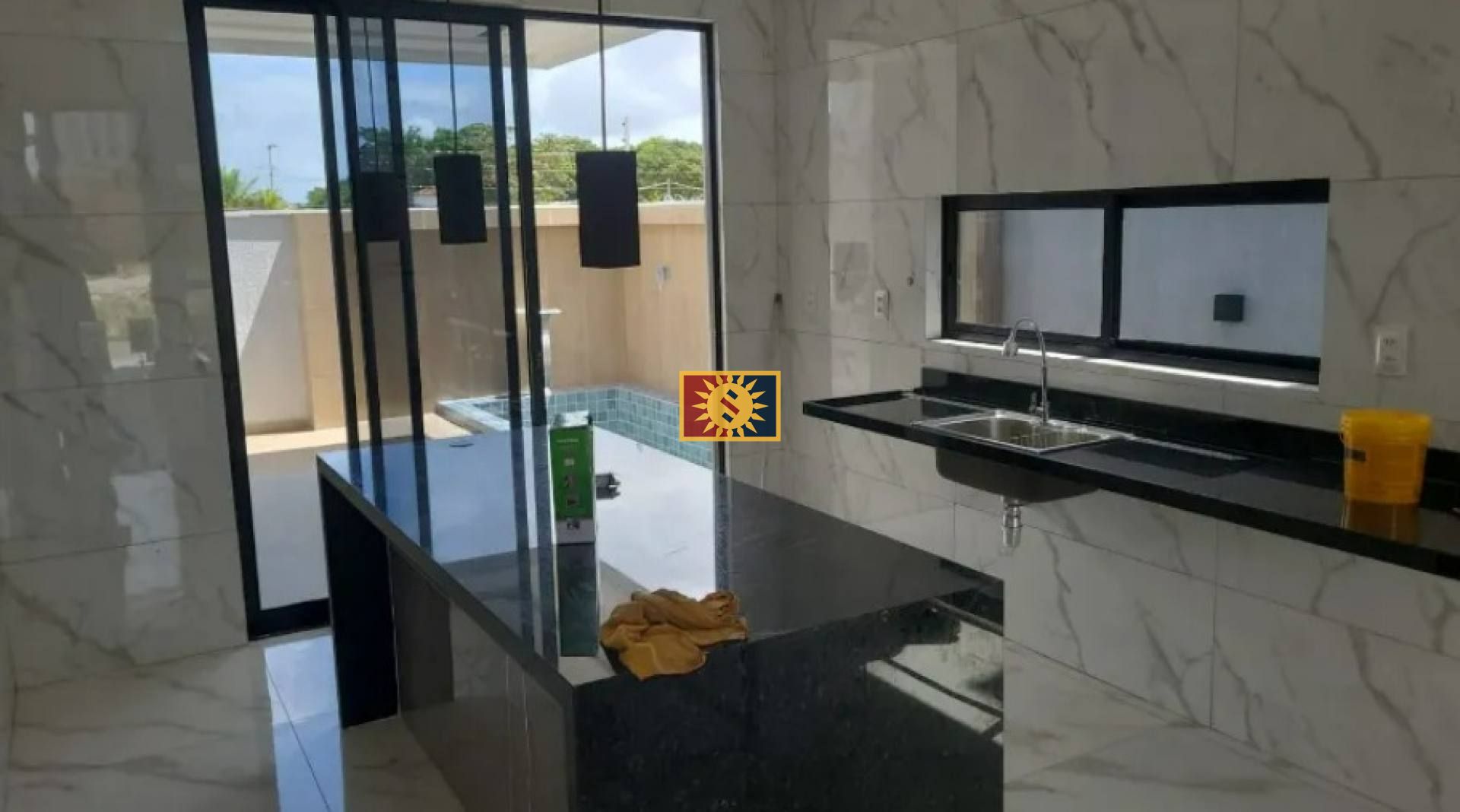 Casa de Condomínio Para Vender com 3 quartos 2 suítes no bairro Muçumagro em João Pessoa