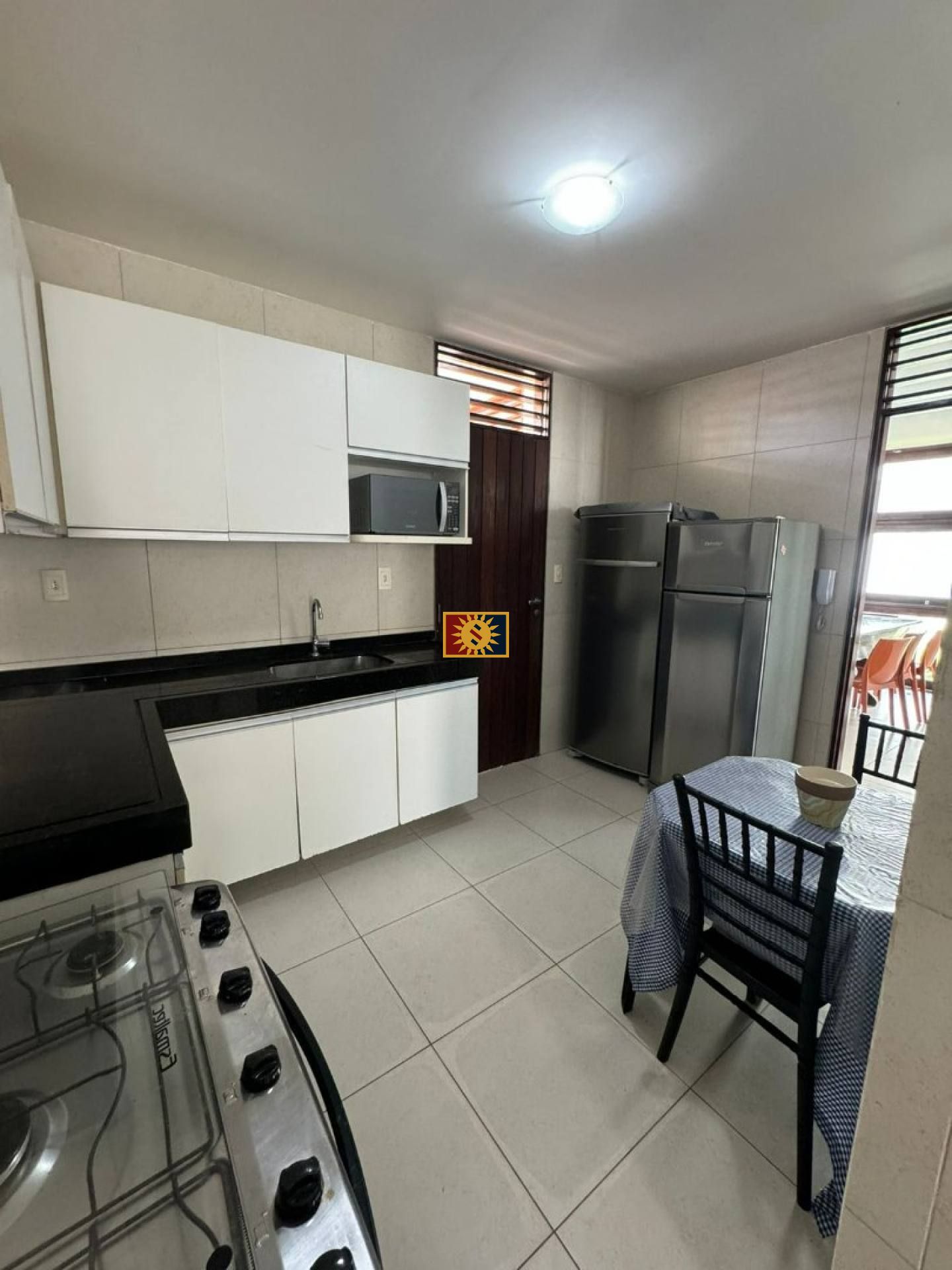 Casa Triplex de Condomínio Para Vender com 3 quartos 1 suíte no bairro Poço em Cabedelo