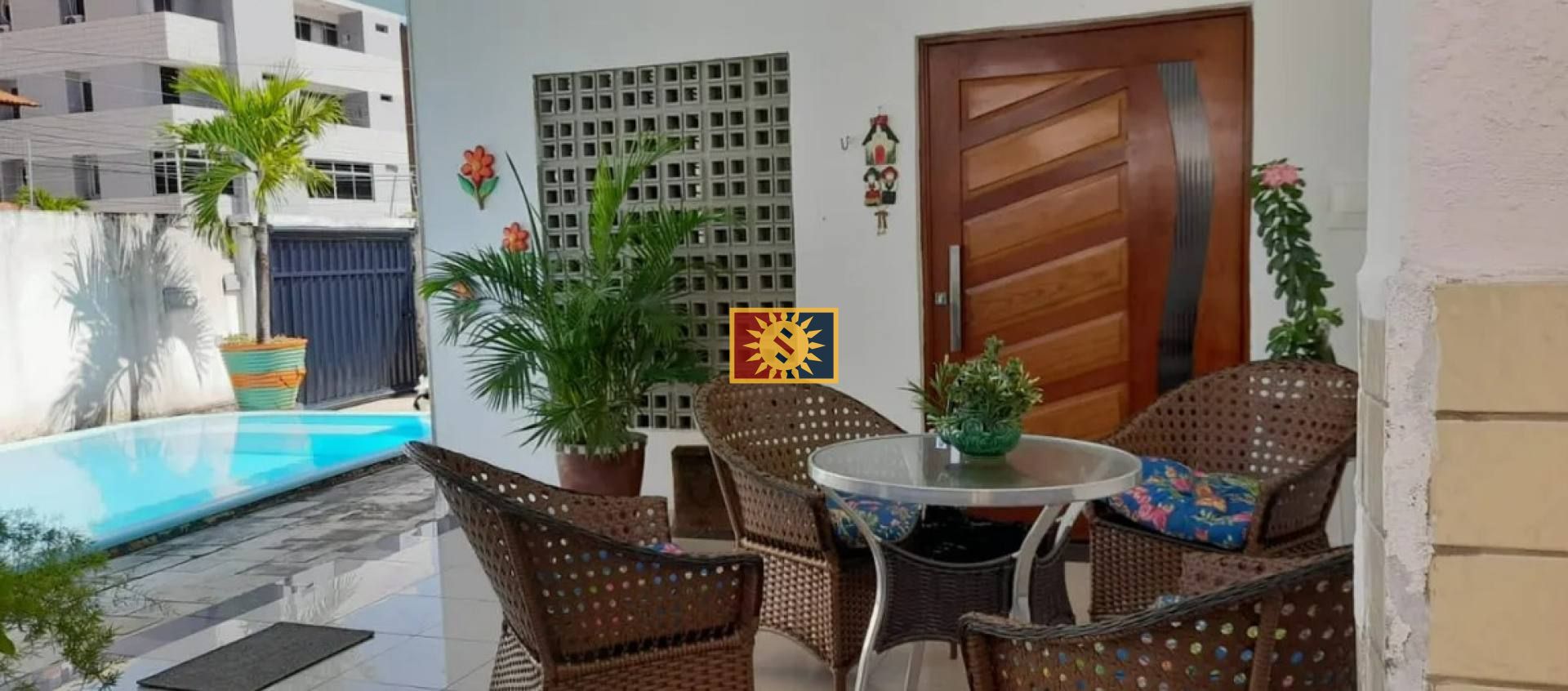 Casa Para Vender com 4 quartos 3 suítes no bairro Manaíra em João Pessoa