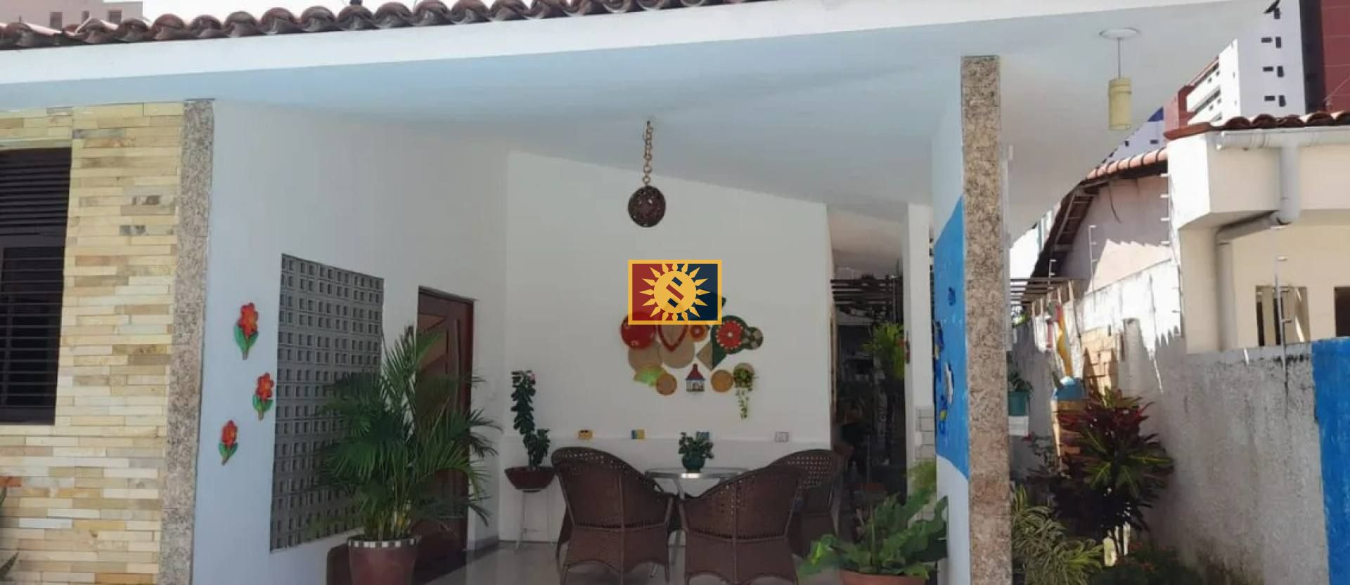 Casa Para Vender com 4 quartos 3 suítes no bairro Manaíra em João Pessoa