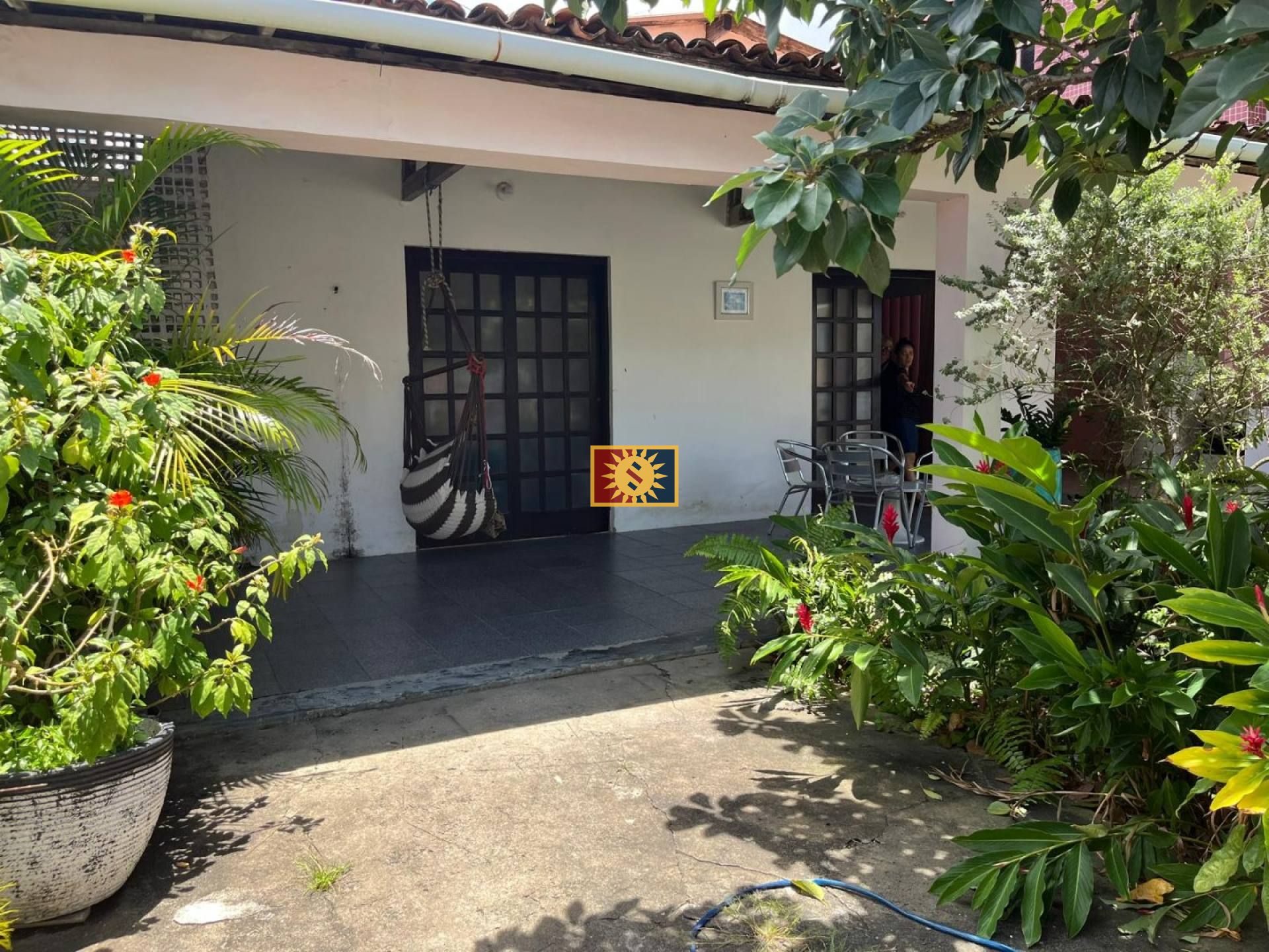 Casa Para Vender com 3 quartos 1 suíte no bairro Bessa em João Pessoa