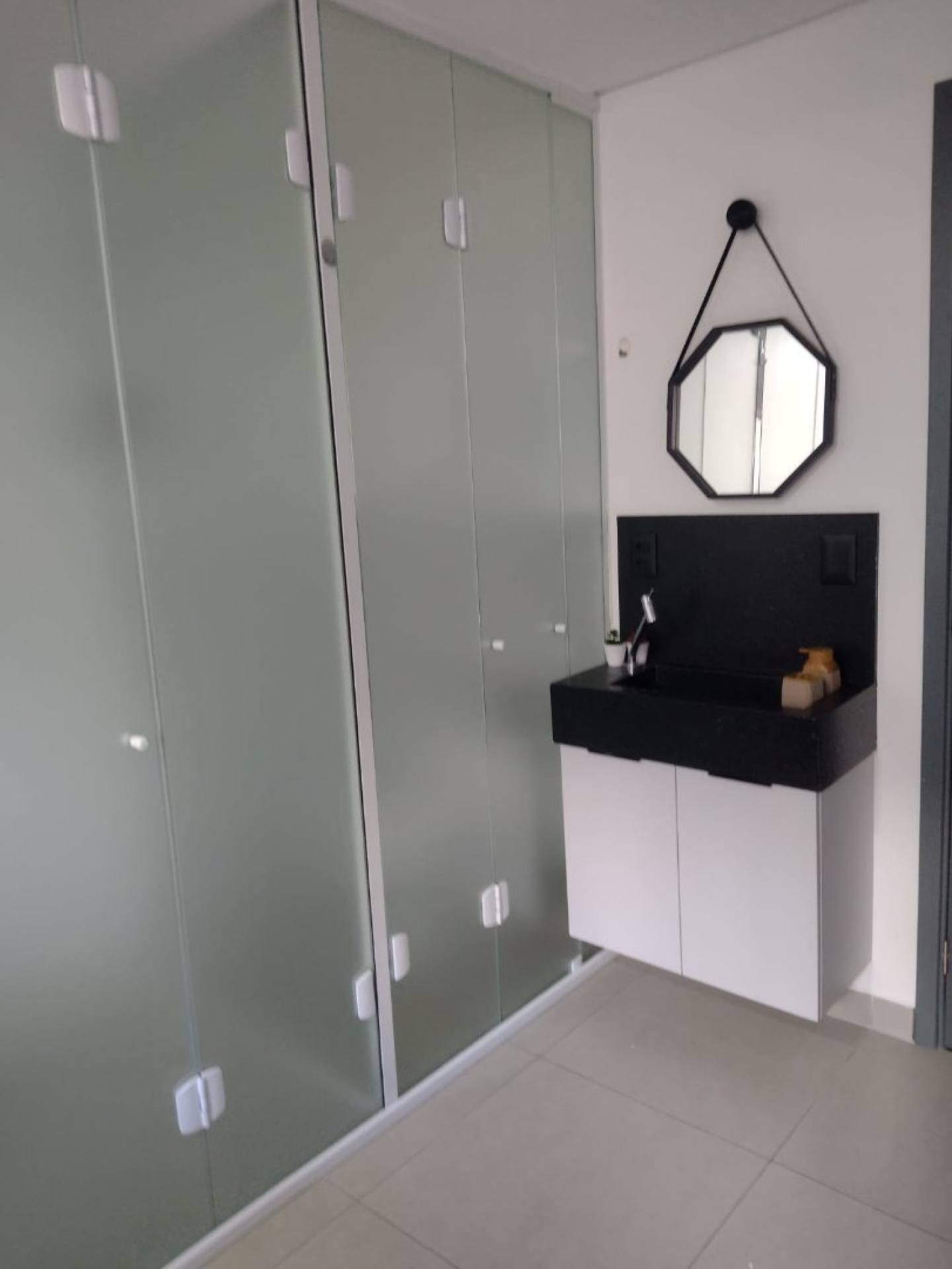 Flat à venda no Jardim Oceania, João Pessoa-PB, 20m² + área externa, jacuzzi, estilo hotel, perto da praia