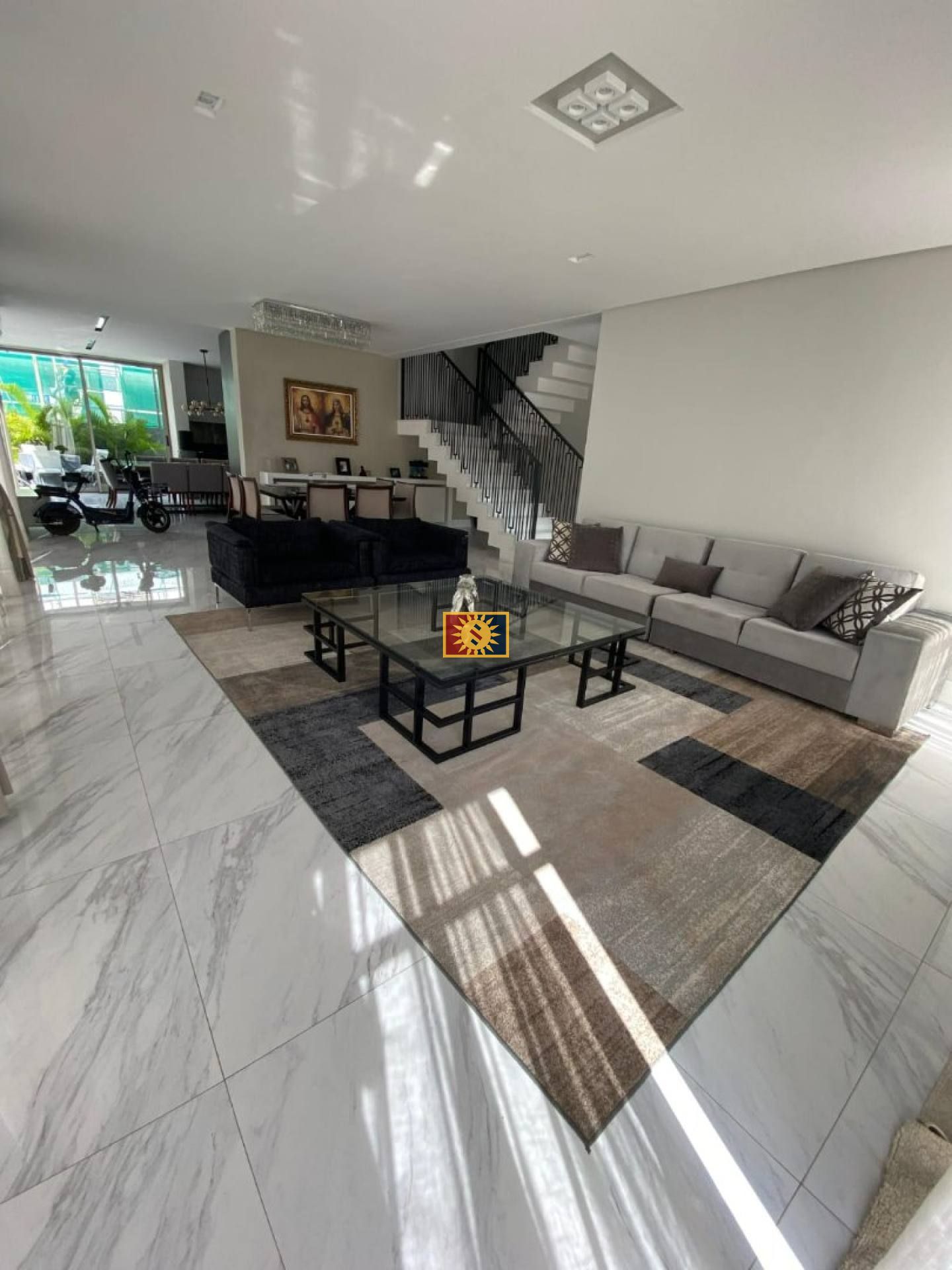 Vendo Luxuosa Casa Triplex com 4 quartos 4 suítes no Condomínio Bosque de Intermares em Cabedelo