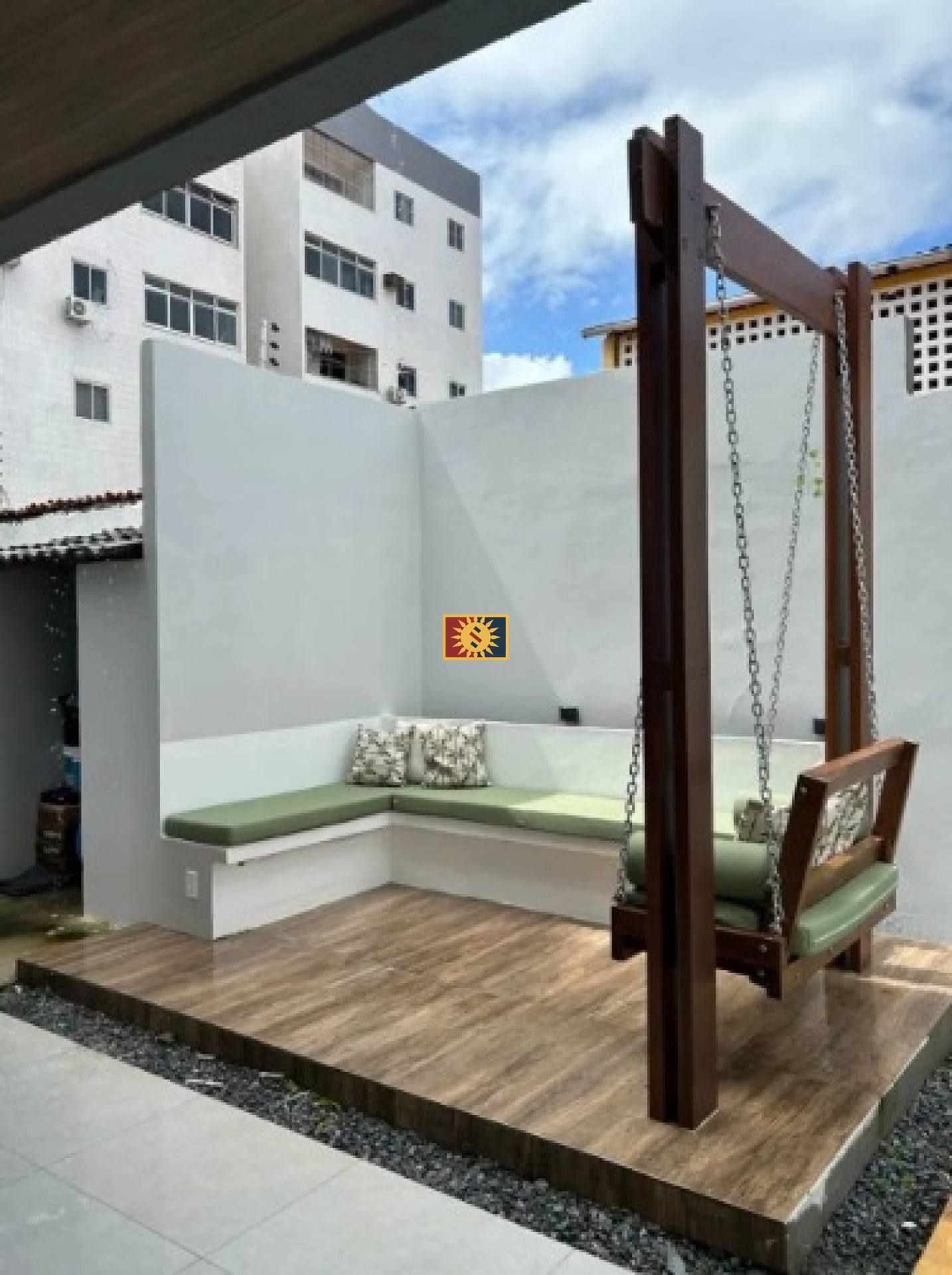 Casa Para Vender com 4 quartos 4 suítes no bairro Poço em Cabedelo