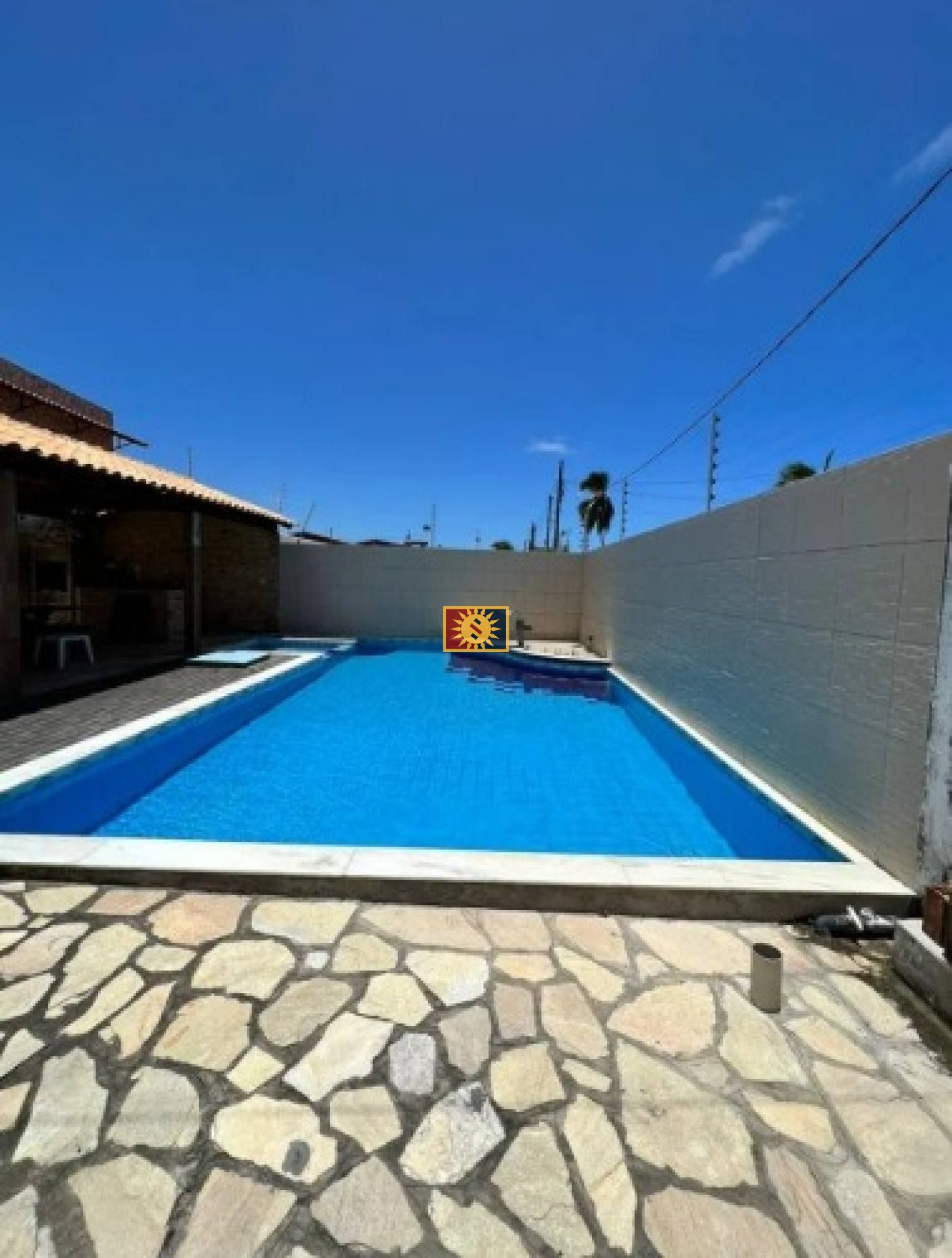 Casa Para Vender com 3 quartos 3 suítes no bairro Praia de Fagundes em Lucena