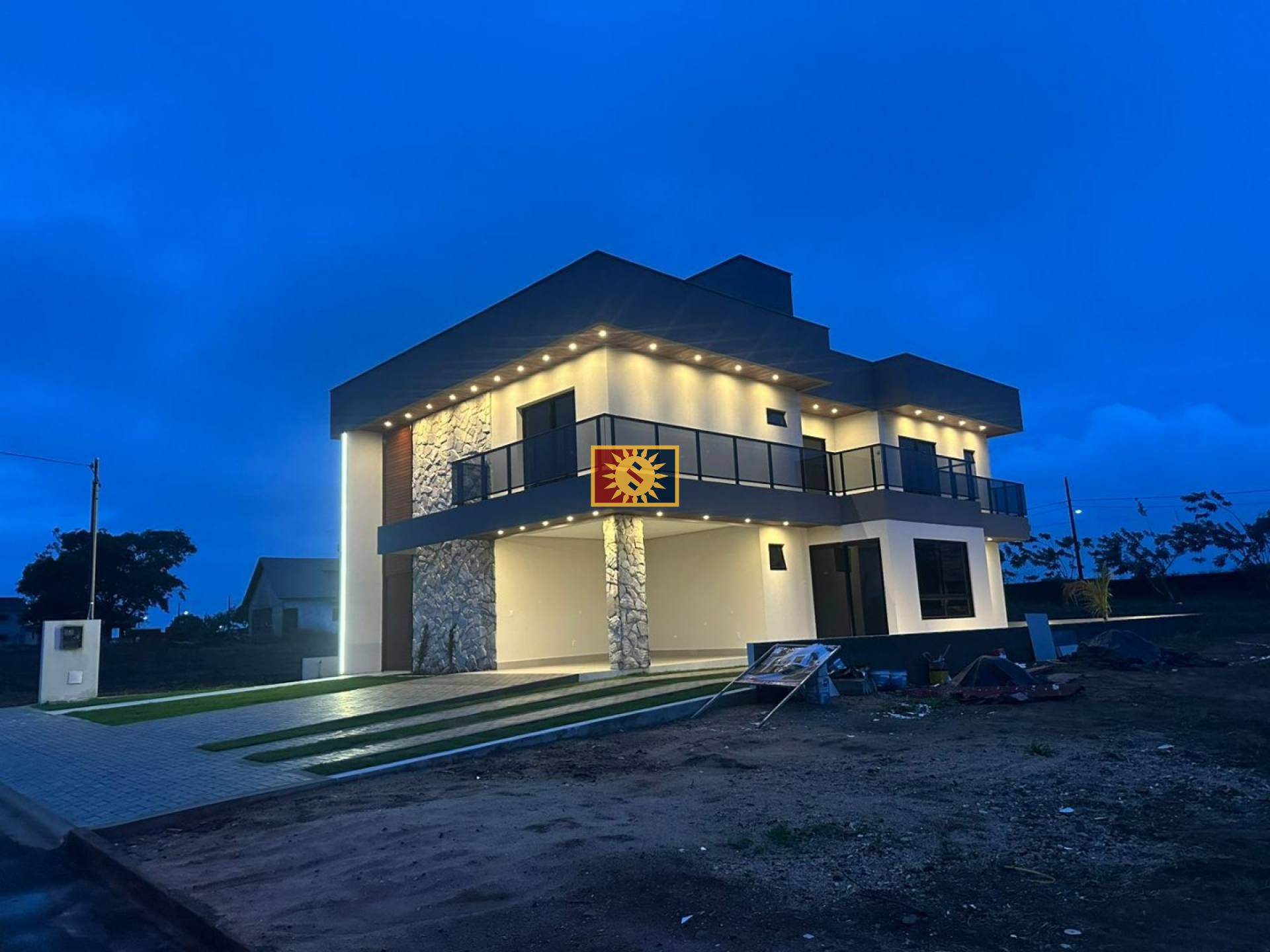 Casa de Condomínio Para Vender com 4 quartos 4 suítes no Condomínio Sonhos da Serra