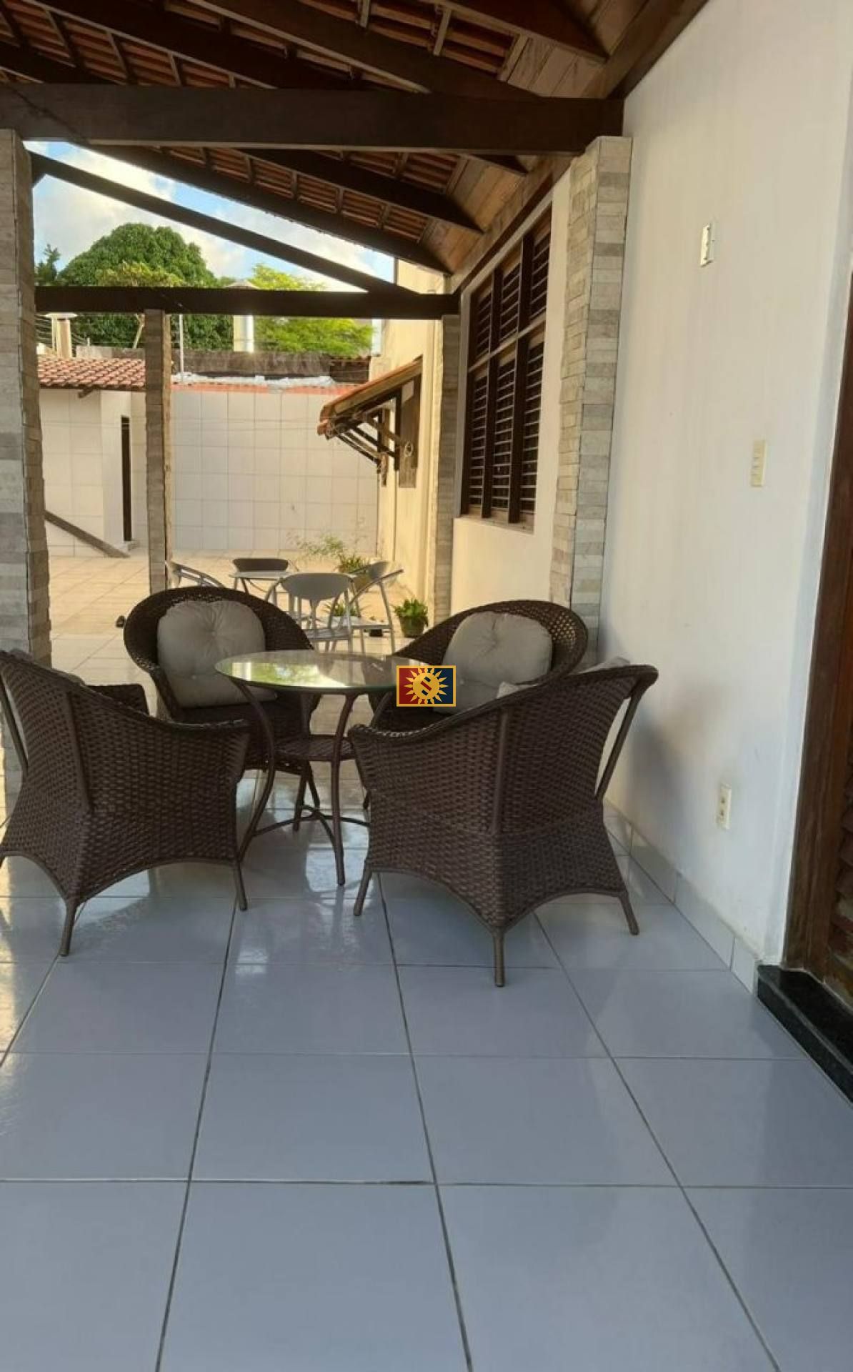 Casa Para Vender com 7 quartos 4 suítes no bairro Estados em João Pessoa