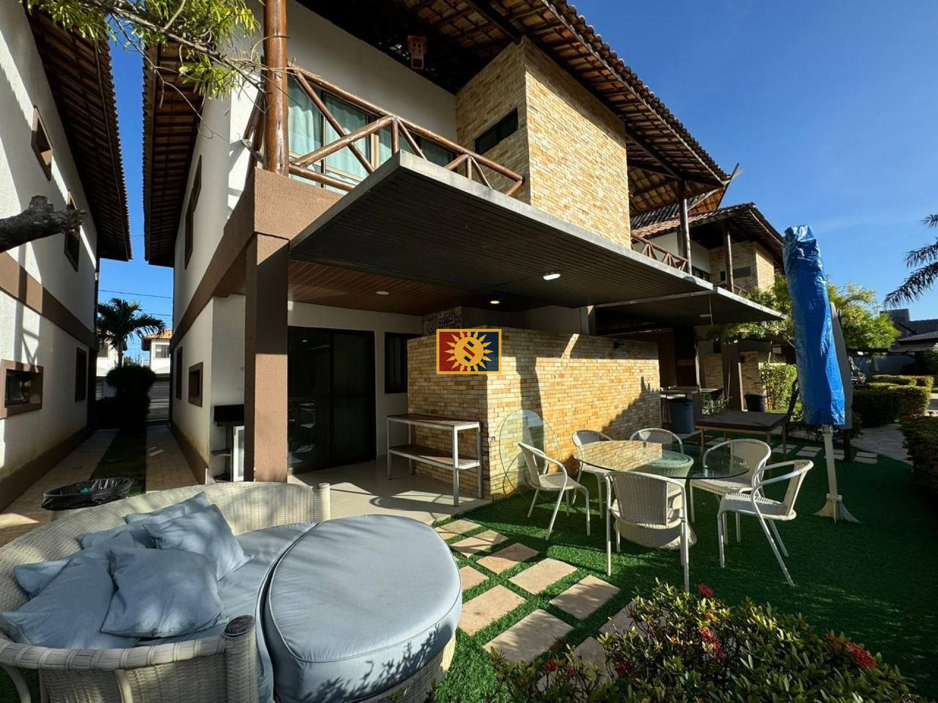 Casa de Condomínio Para Vender com 3 quartos 3 suítes no bairro Poço em Cabedelo