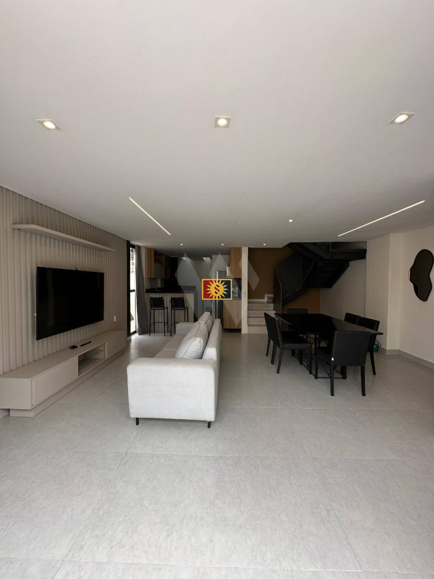 Casa Triplex Para Vender com 3 quartos 3 suítes no bairro Poço em Cabedelo