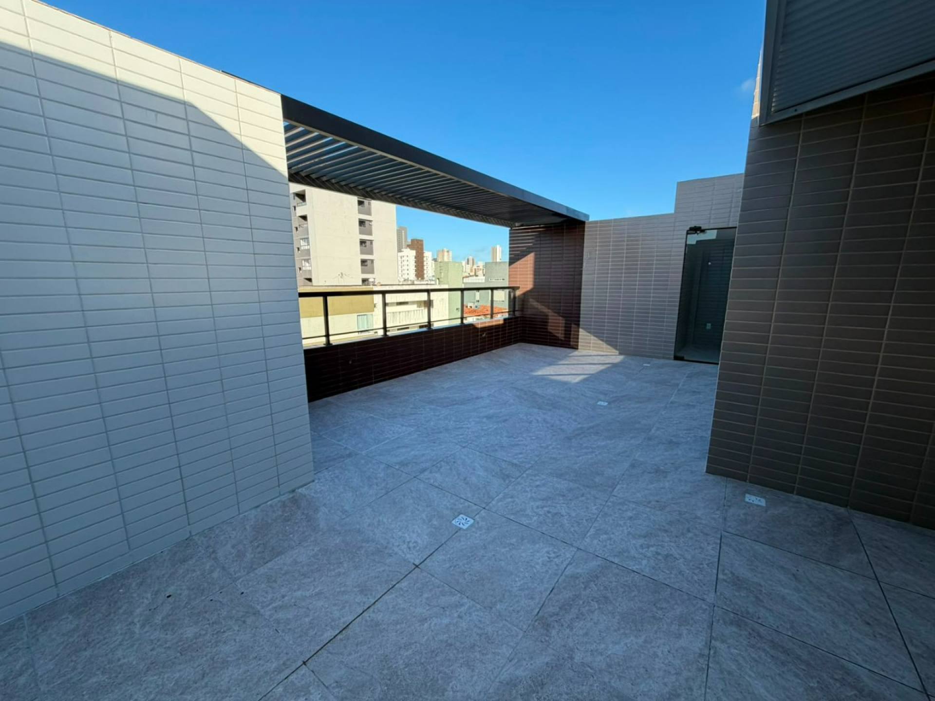 Cobertura Duplex Para Vender com 2 quartos 1 suíte no bairro Bessa em João Pessoa