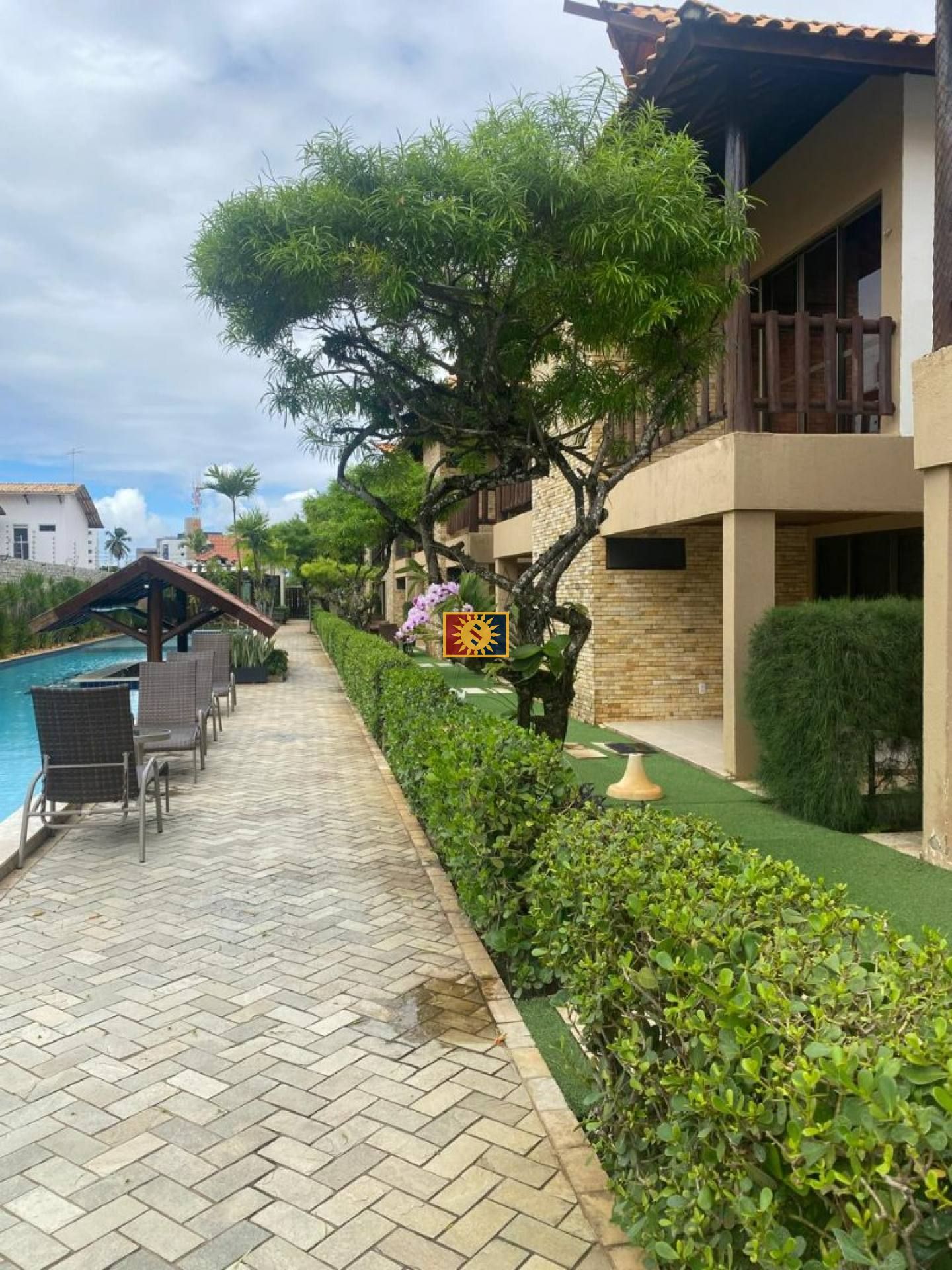 Bangalô Para Alugar com 3 quartos 3 suítes no bairro Lot. Nazareth em Cabedelo