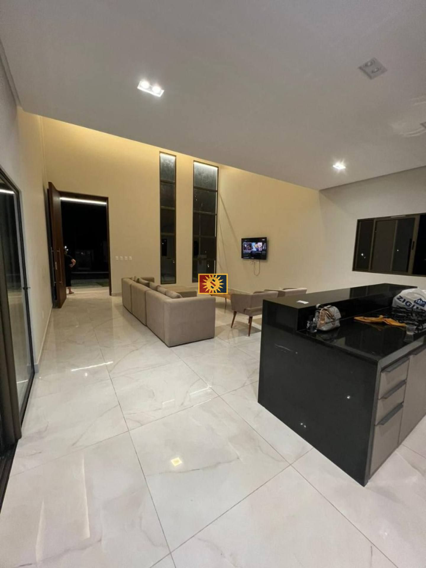 Casa de Condomínio Para Vender com 4 quartos 4 suítes no Condomínio Sonhos da Serra