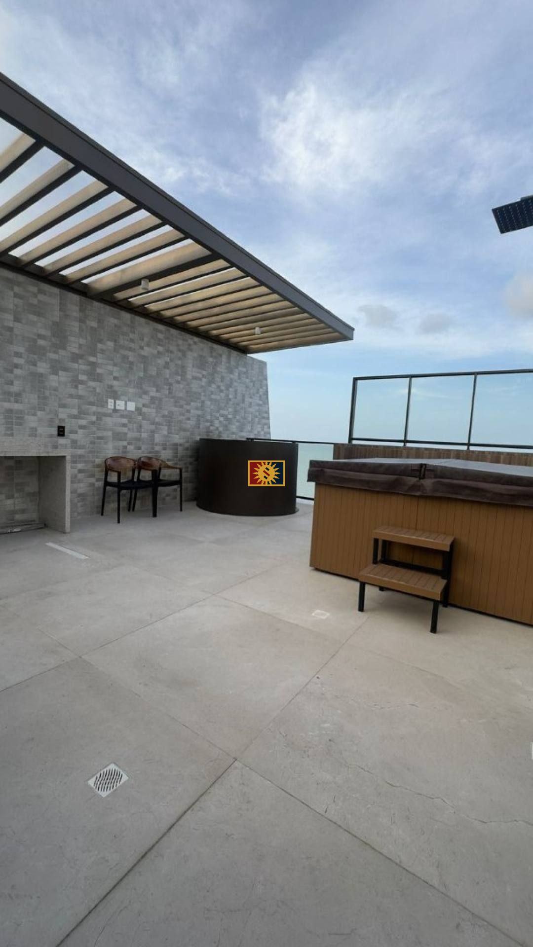 Cobertura Para Vender com 3 quartos 2 suítes no bairro Jardim Oceania em João Pessoa