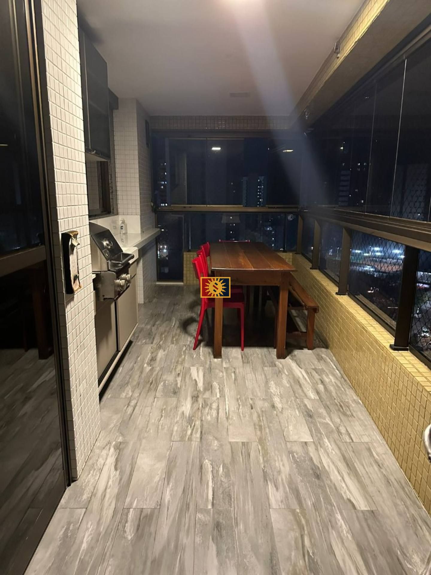 Apartamento Para Vender com 3 quartos 2 suítes no bairro Miramar em João Pessoa