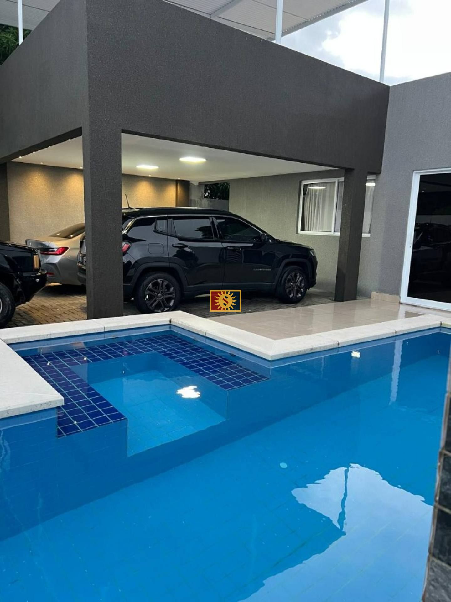 Casa Para Vender com 4 quartos 3 suítes no bairro Portal do Sol em João Pessoa