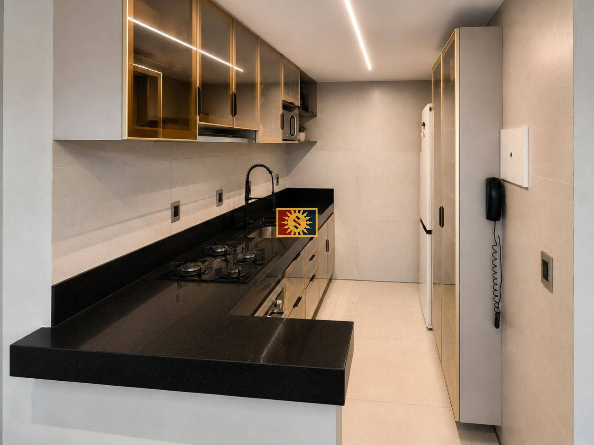 Apartamento Para Vender com 2 quartos 1 suítes no bairro Cabo Branco em João Pessoa