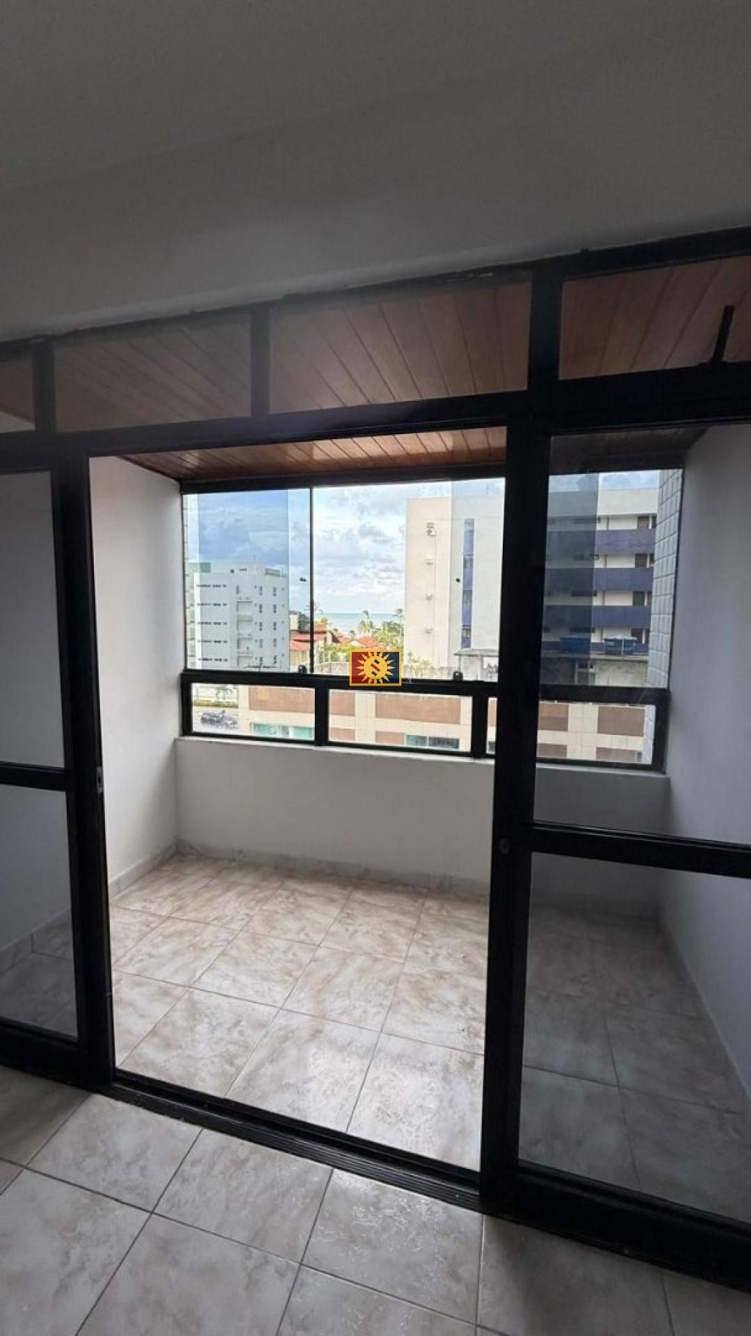 Apartamento Para Vender com 4 quartos 2 suítes no bairro Cabo Branco em João Pessoa