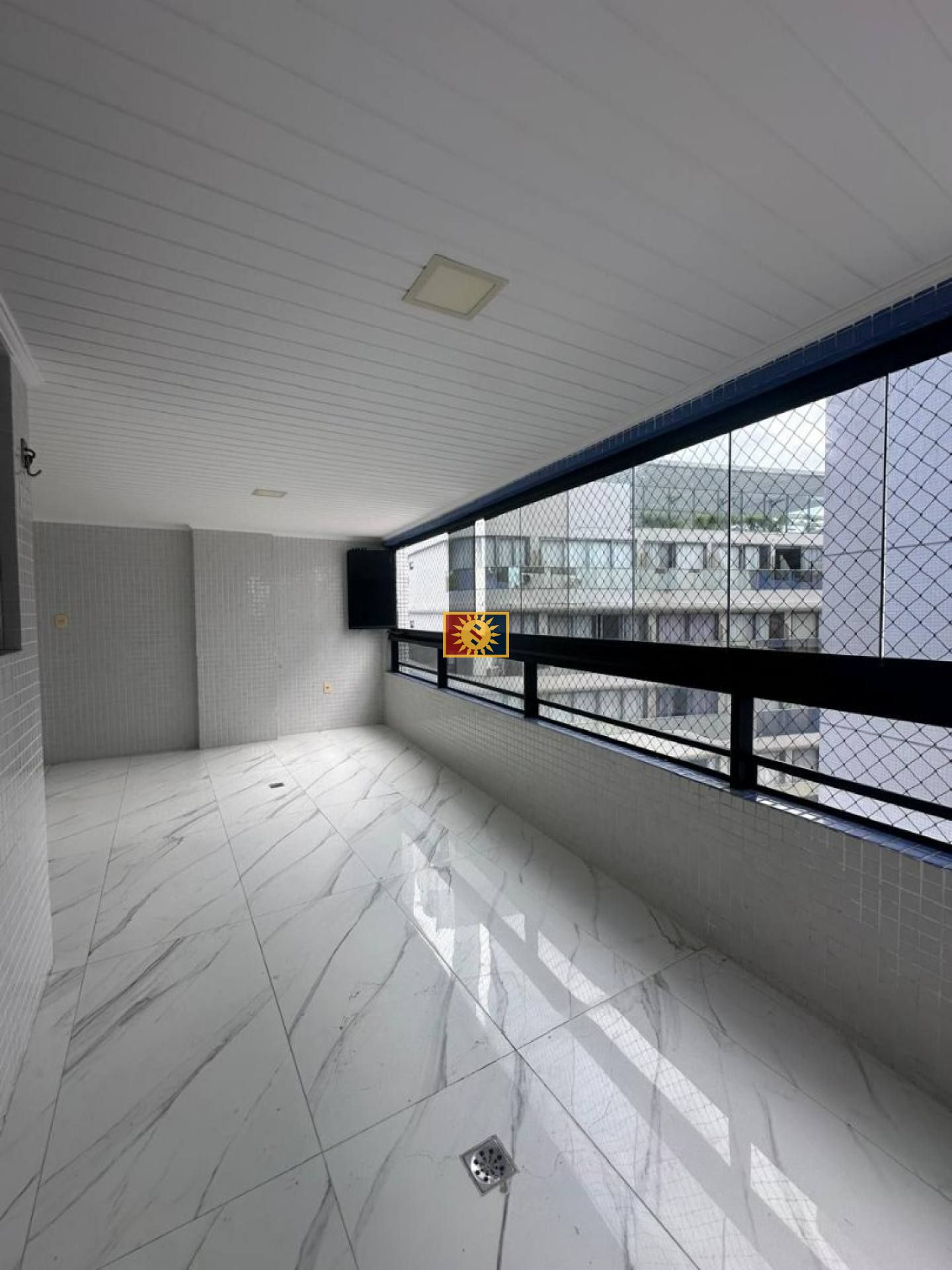 Apartamento Para Vender com 4 quartos 2 suítes no bairro Cabo Branco em João Pessoa
