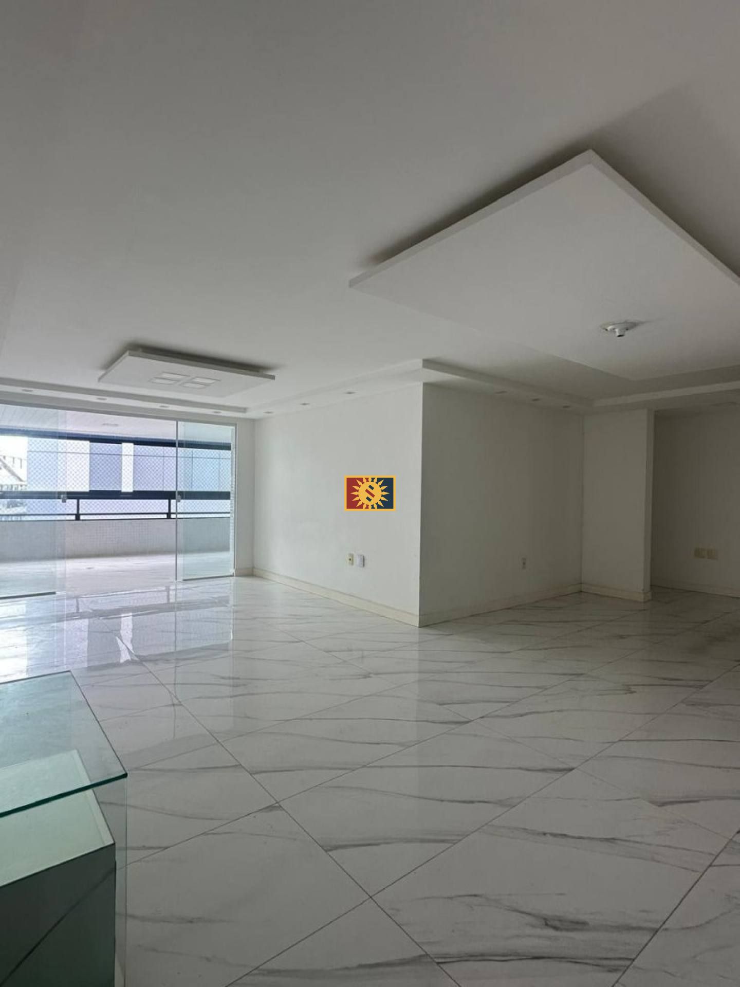 Apartamento Para Vender com 4 quartos 2 suítes no bairro Cabo Branco em João Pessoa