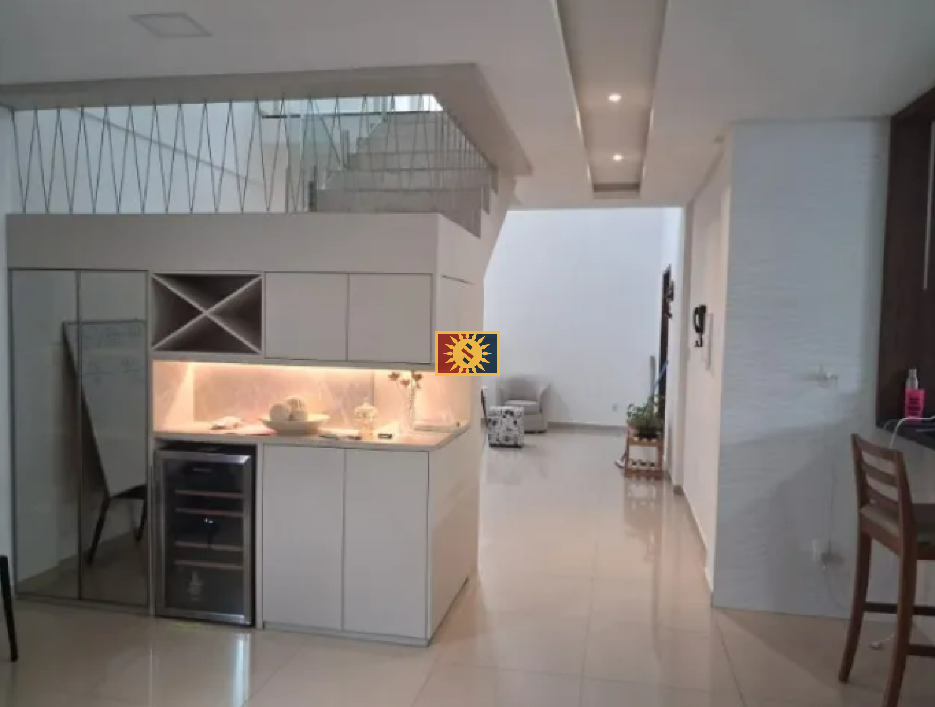 Casa Para Vender com 5 quartos 3 suítes no bairro Portal do Sol em João Pessoa