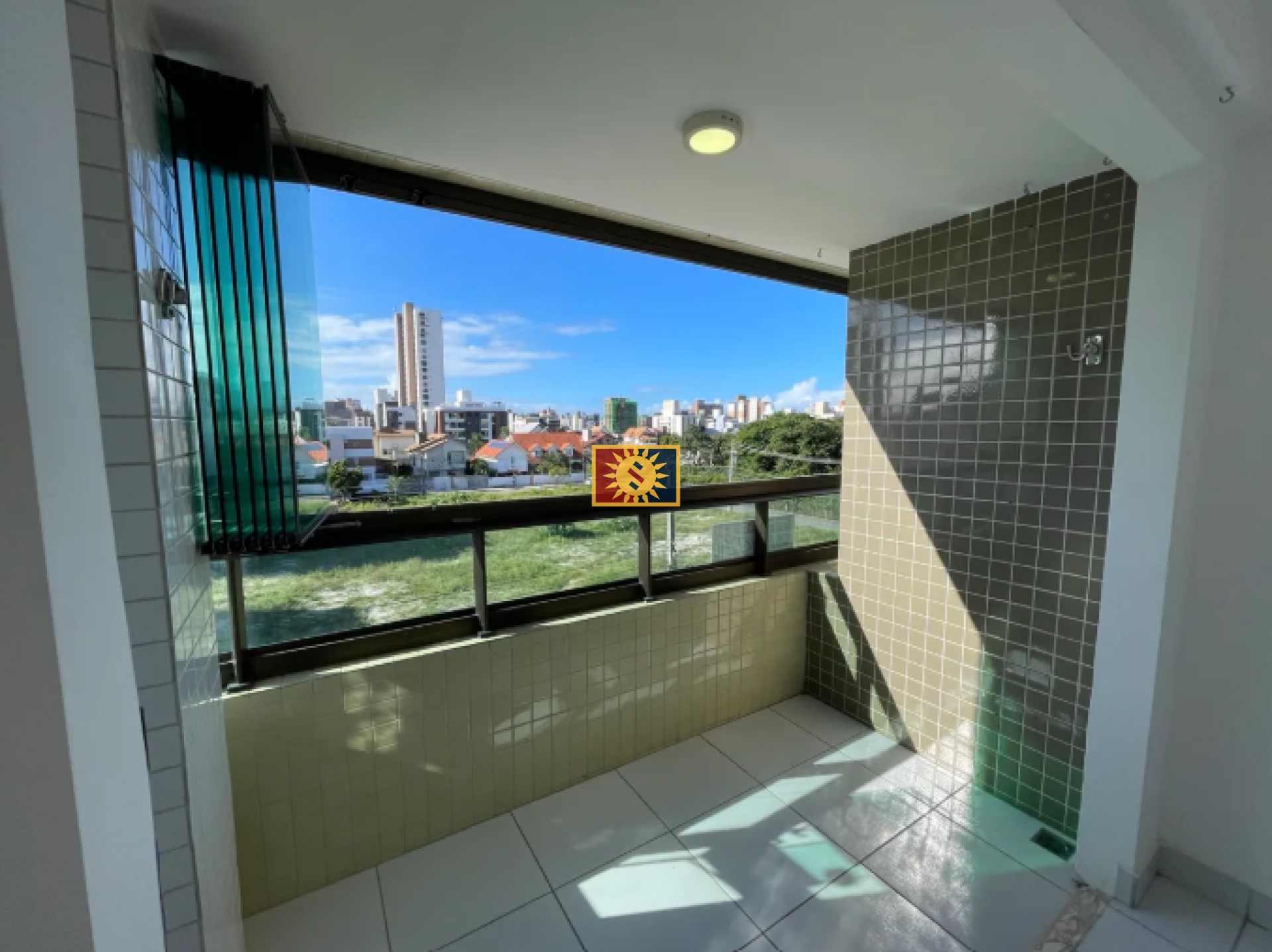 Apartamento Para Vender com 3 quartos 1 suíte no bairro Intermares em Cabedelo