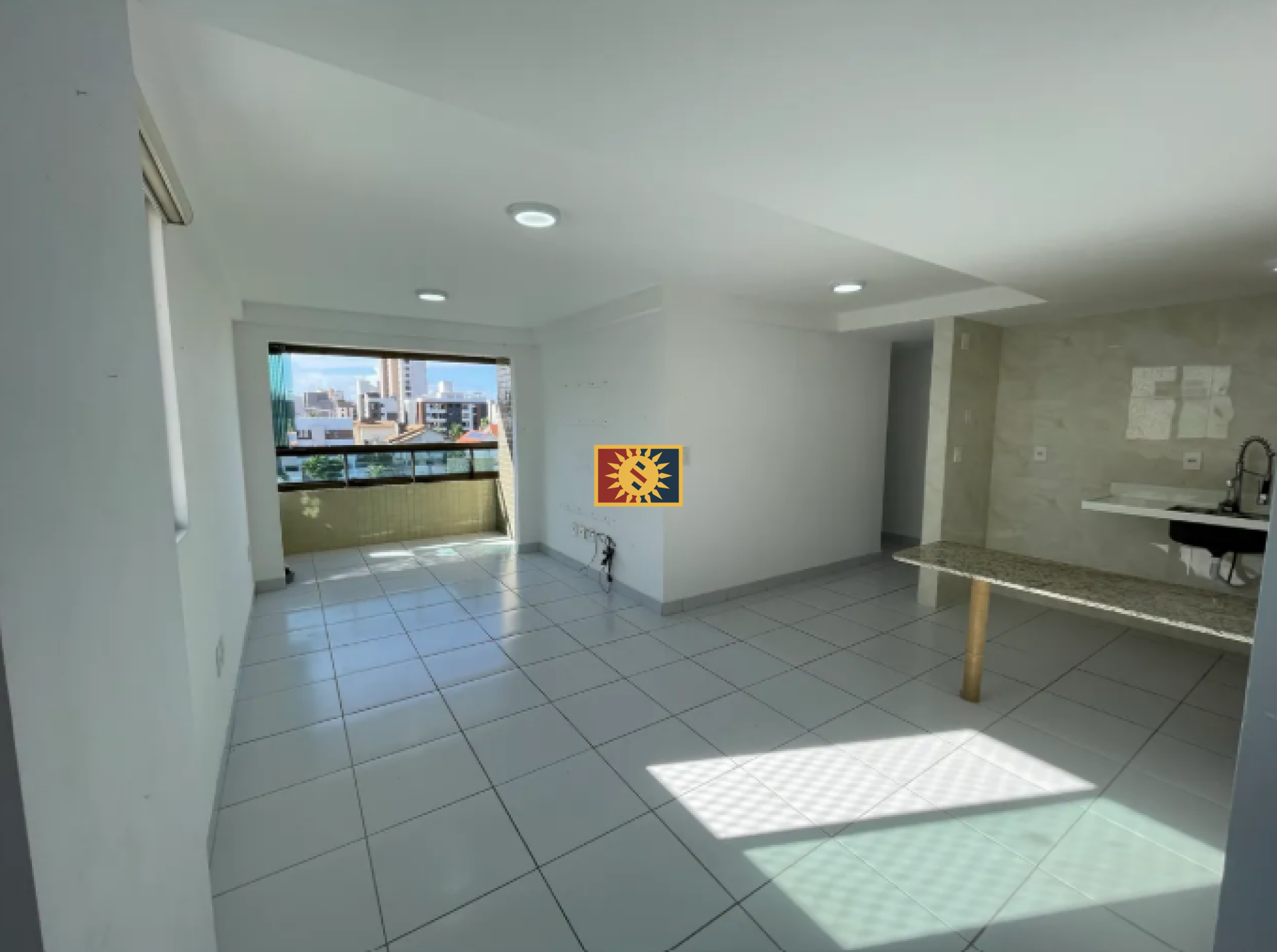 Apartamento Para Vender com 3 quartos 1 suíte no bairro Intermares em Cabedelo