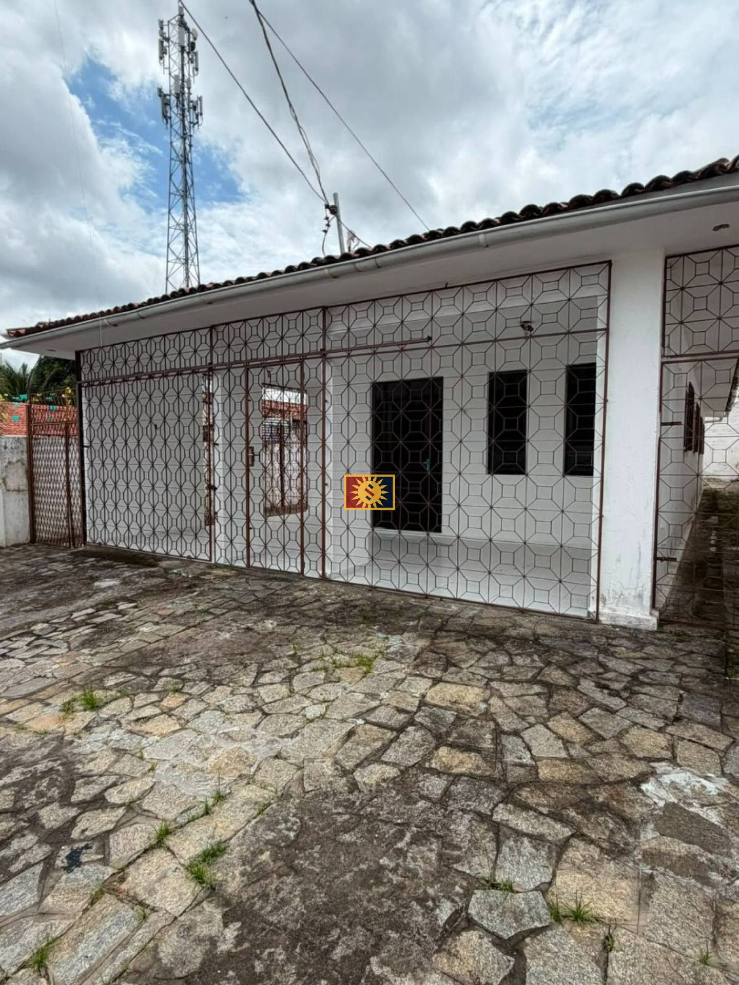 Casa Para Vender com 3 quartos 1 suíte no bairro Treze de Maio  em João Pessoa