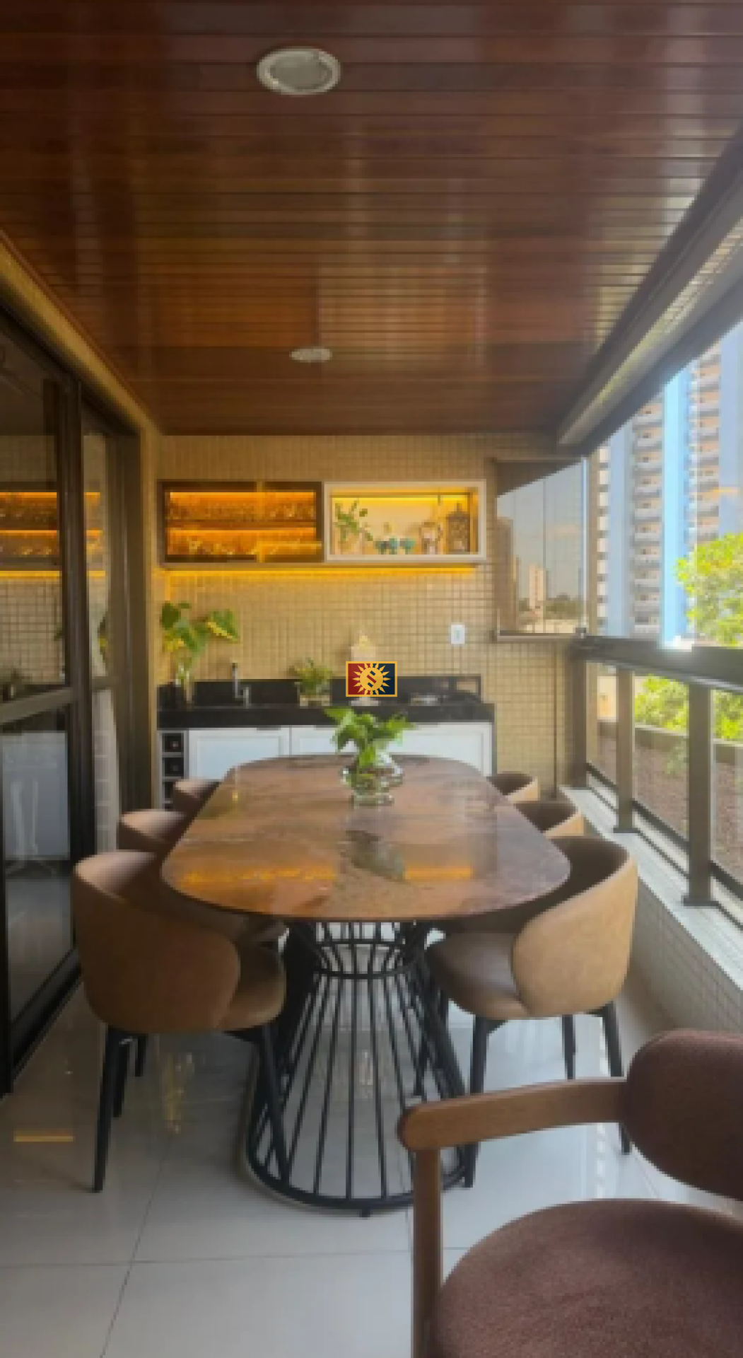 Apartamento Para Vender com 4 quartos 4 suítes no bairro Miramar em João Pessoa