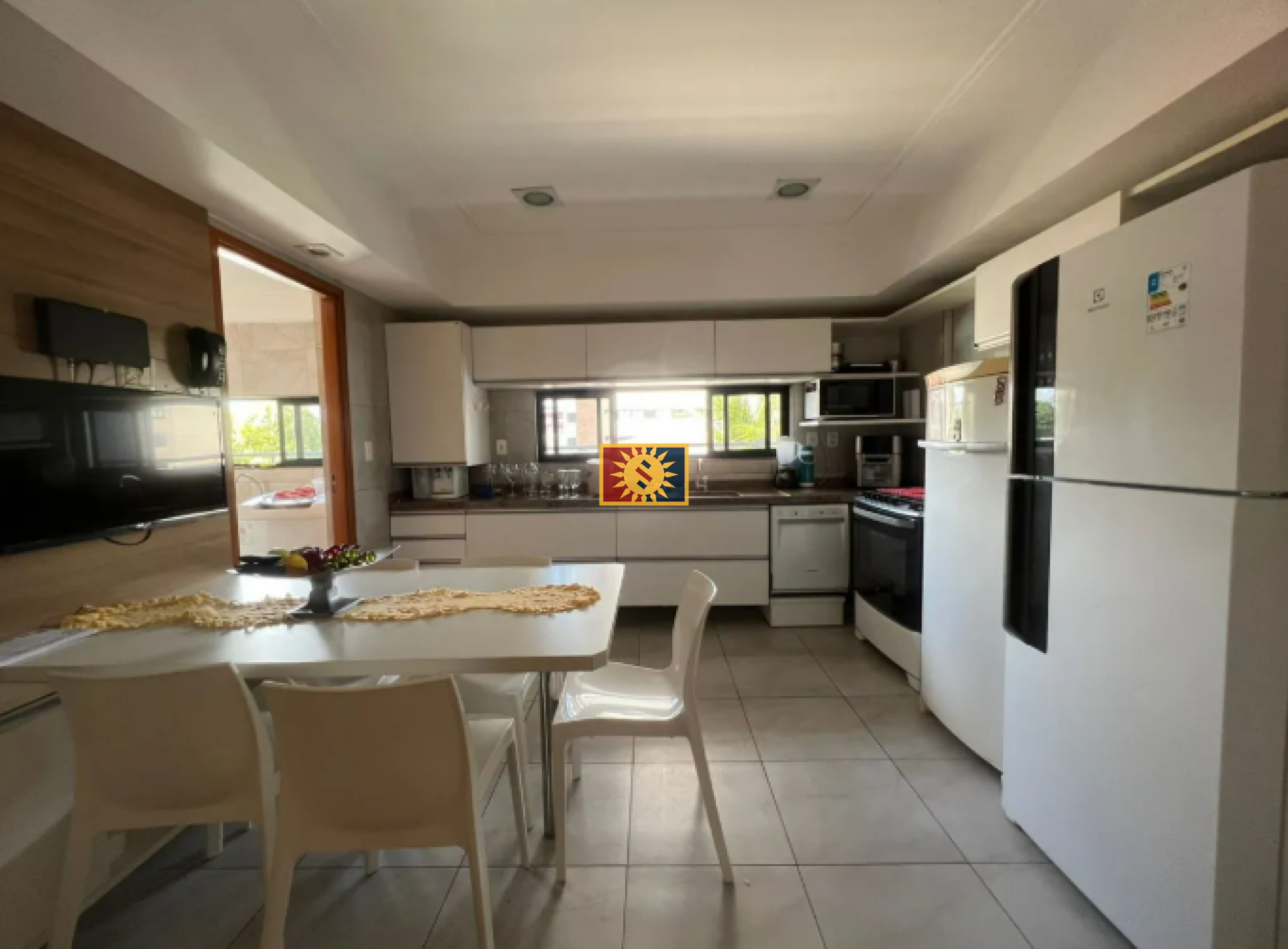 Apartamento Para Vender com 4 quartos 4 suítes no bairro Cabo Branco em João Pessoa