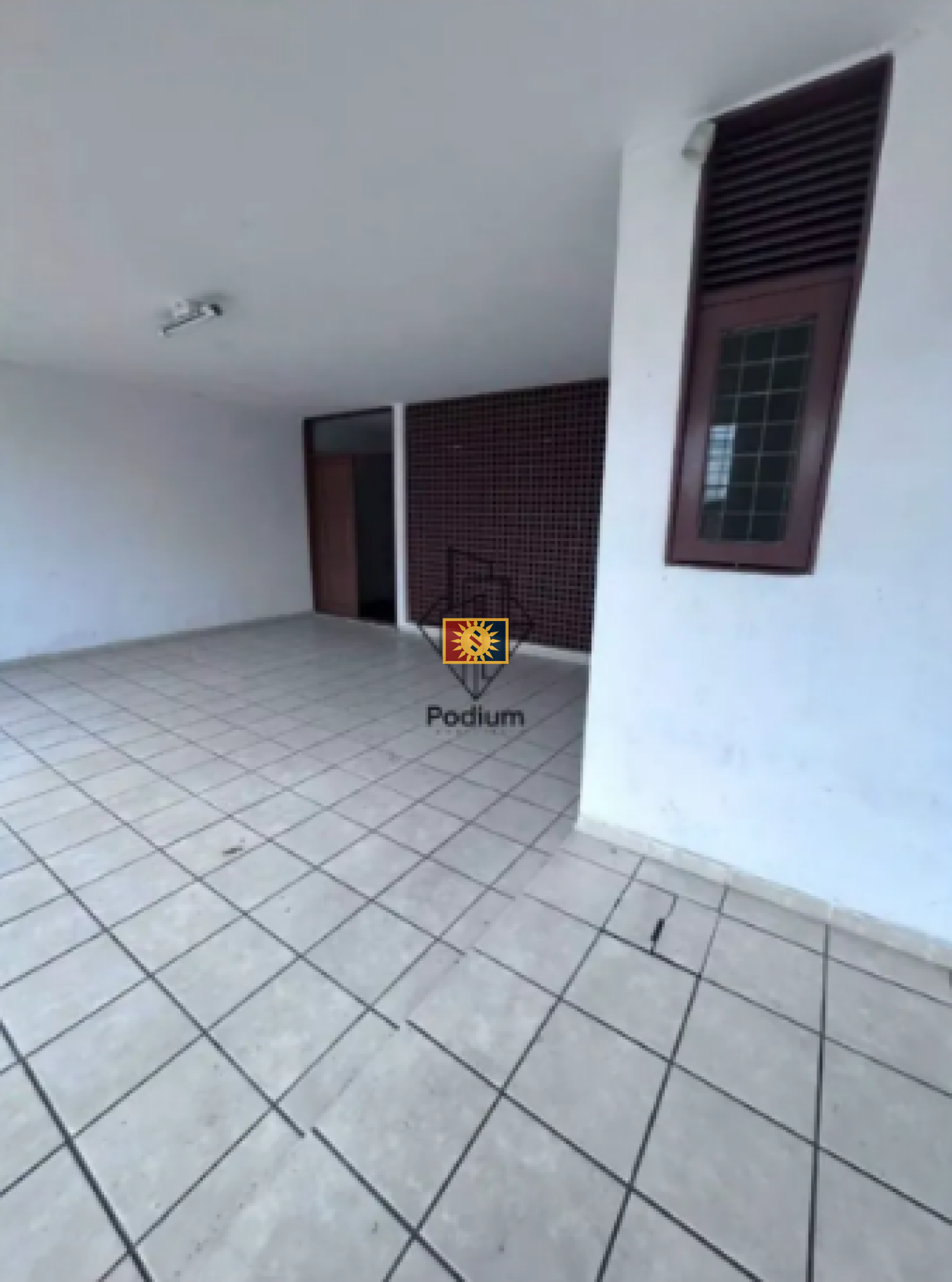 Casa Para Vender com 5 quartos no bairro Manaíra em João Pessoa