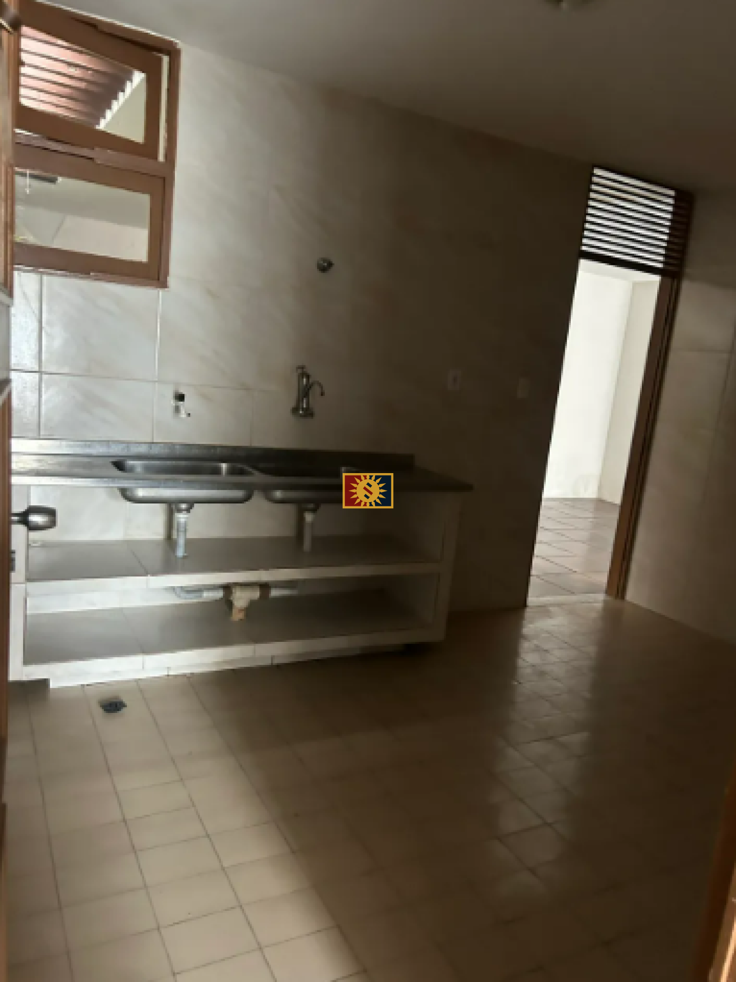 Casa Para Vender com 5 quartos no bairro Manaíra em João Pessoa