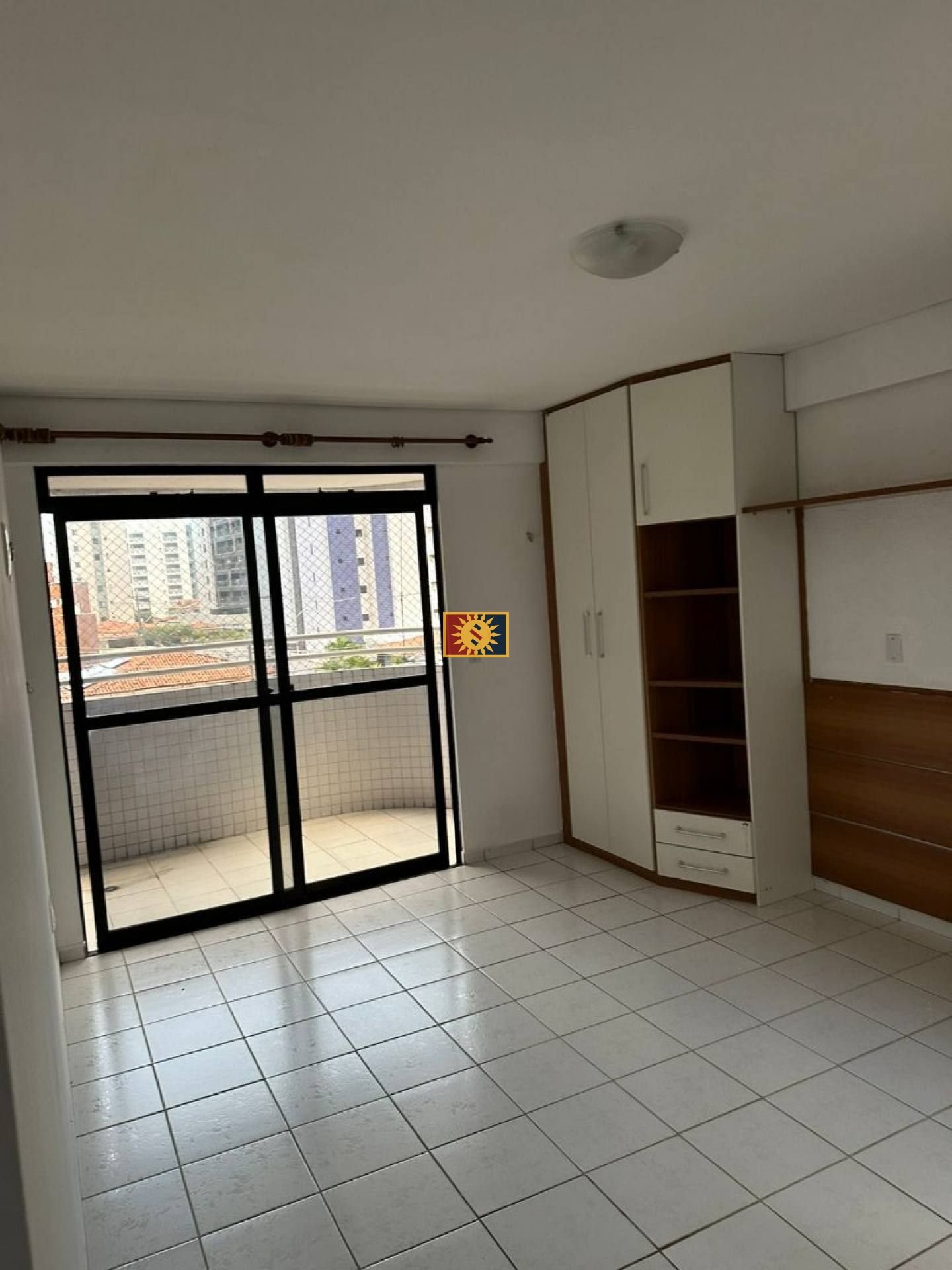 Apartamento Para Vender com 04 quartos 03 suítes no bairro Cabo Branco em João Pessoa