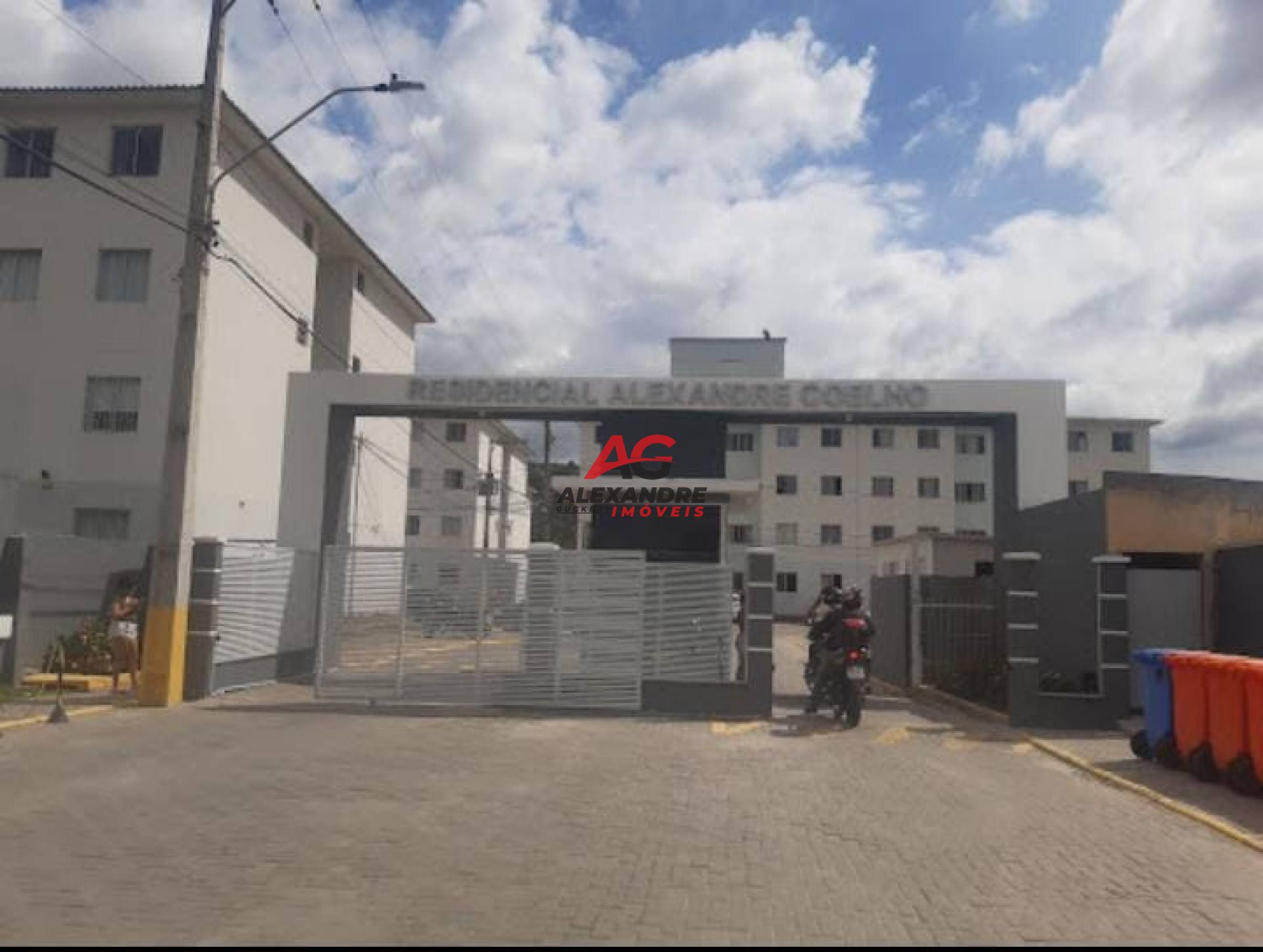 Apartamento na Guarda do Cubatão