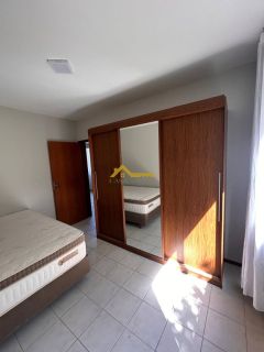 Apartamento com 2 quartos e sacada no bairro Serraria em São José