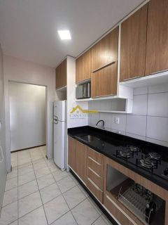 Apartamento com 2 quartos e sacada no bairro Serraria em São José