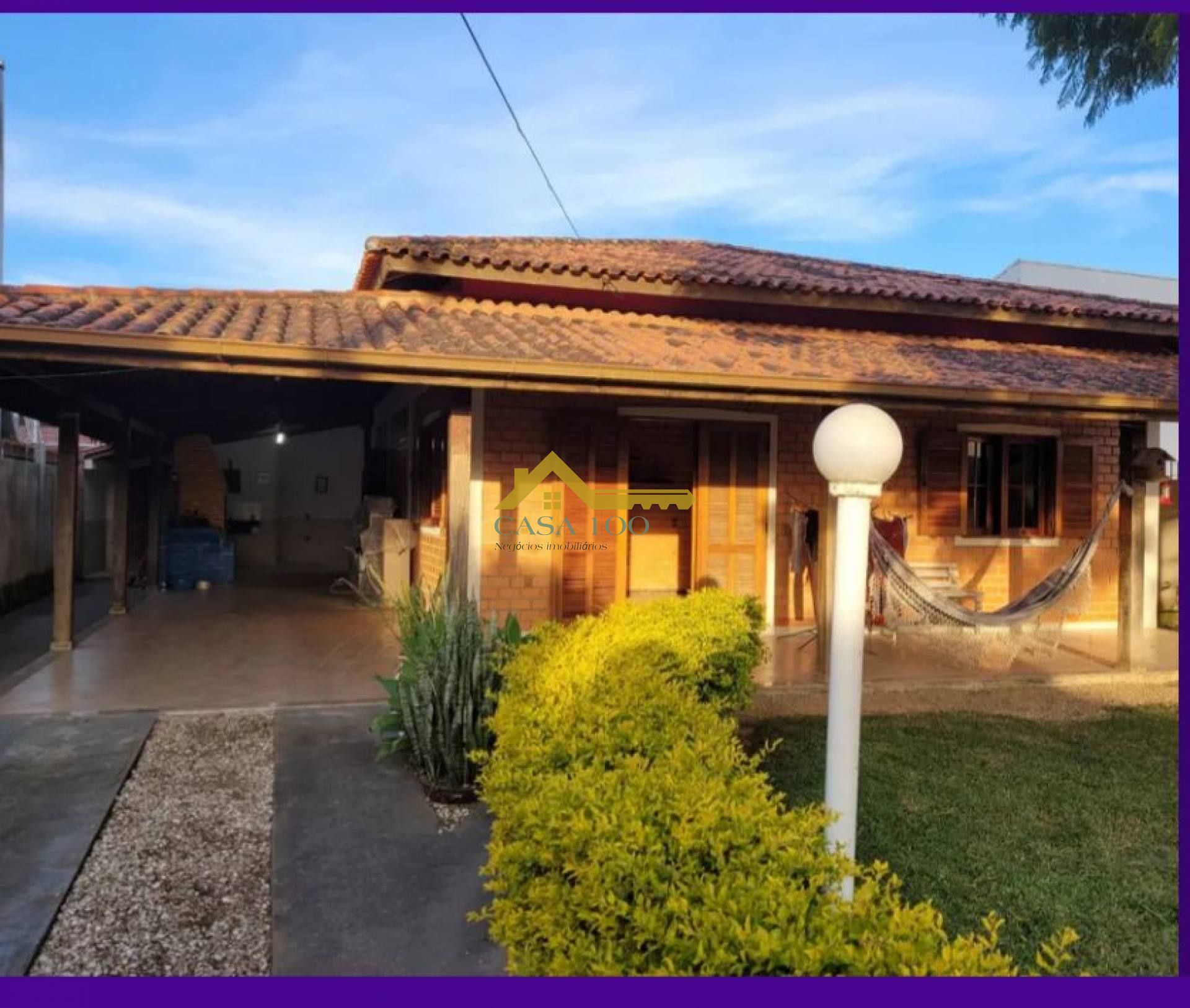 CASA PARA FAMILIA QUE DESEJA UM GRANDE QUINTAL E SEGURANÇA