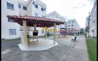 Apartamento térreo com área Garden , todo reformado.