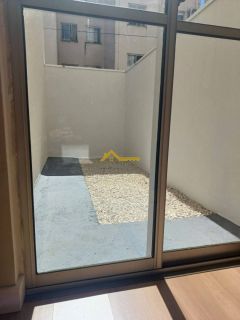 Apartamento térreo com área Garden , todo reformado.