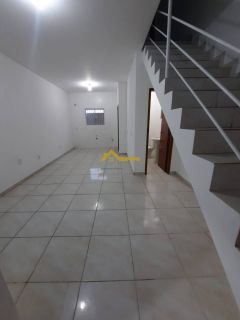 Sobrado em oferta em São José