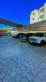 Apartamento com sacada em Biguaçu .
