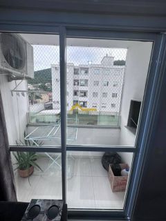 Apartamento com sacada em Biguaçu .