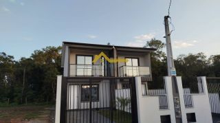 LINDISSÍMA CASA COM DUAS SUÍTES EM SJ