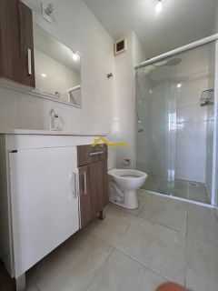 Apto 2 dormitórios, elevador, sacada com churrasqueira e garagem coberta
