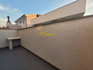 Sobrado com duas suítes pronto para morar!