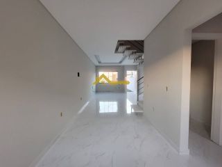 Sobrado com duas suítes pronto para morar!