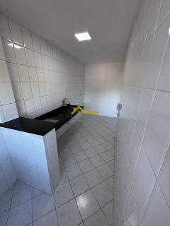 Apartamento com sacada e churrasqueira em SÃO JOSÉ .